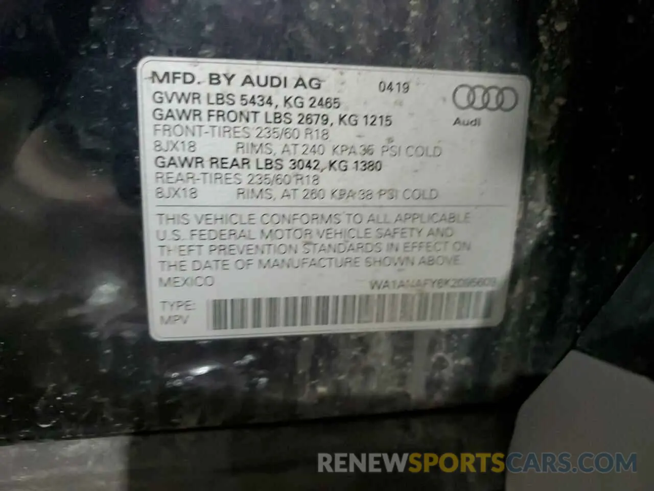 15 fotografías del automóvil dañado WA1ANAFY6K2095609 AUDI Q5 2019