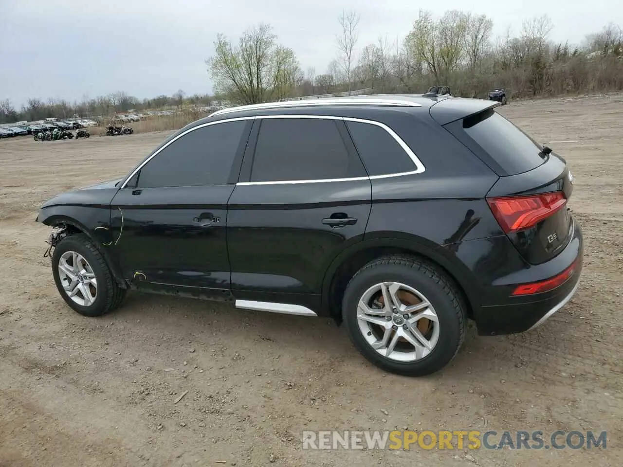 2 fotografías del automóvil dañado WA1ANAFY6K2123599 AUDI Q5 2019