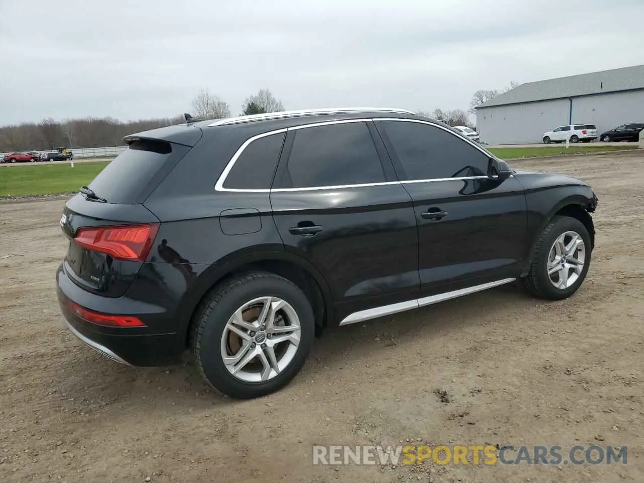 3 fotografías del automóvil dañado WA1ANAFY6K2123599 AUDI Q5 2019
