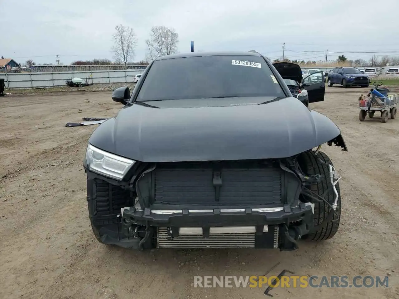 5 fotografías del automóvil dañado WA1ANAFY6K2123599 AUDI Q5 2019