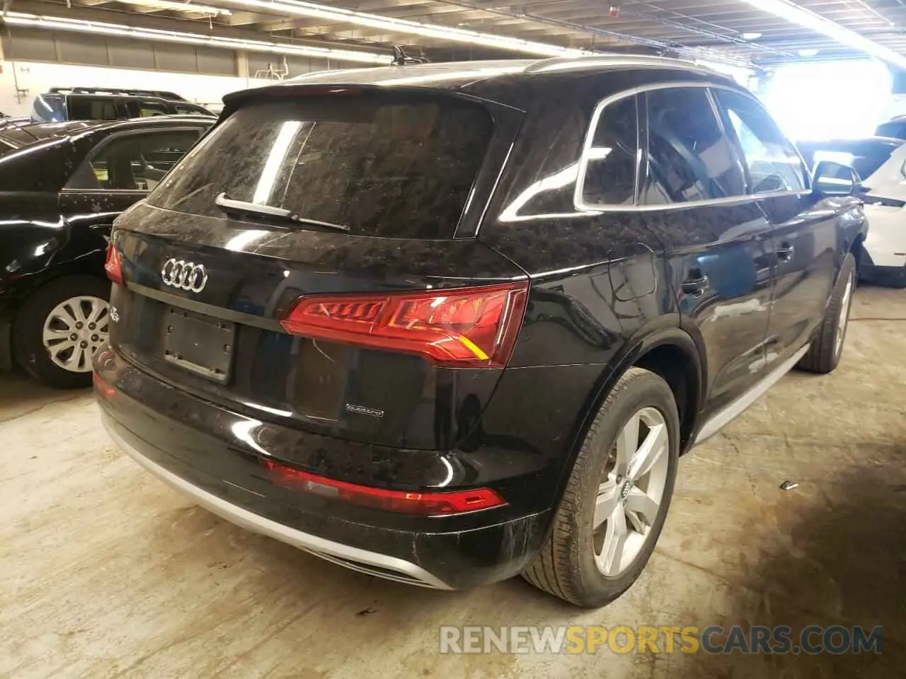 4 fotografías del automóvil dañado WA1ANAFY7K2060707 AUDI Q5 2019