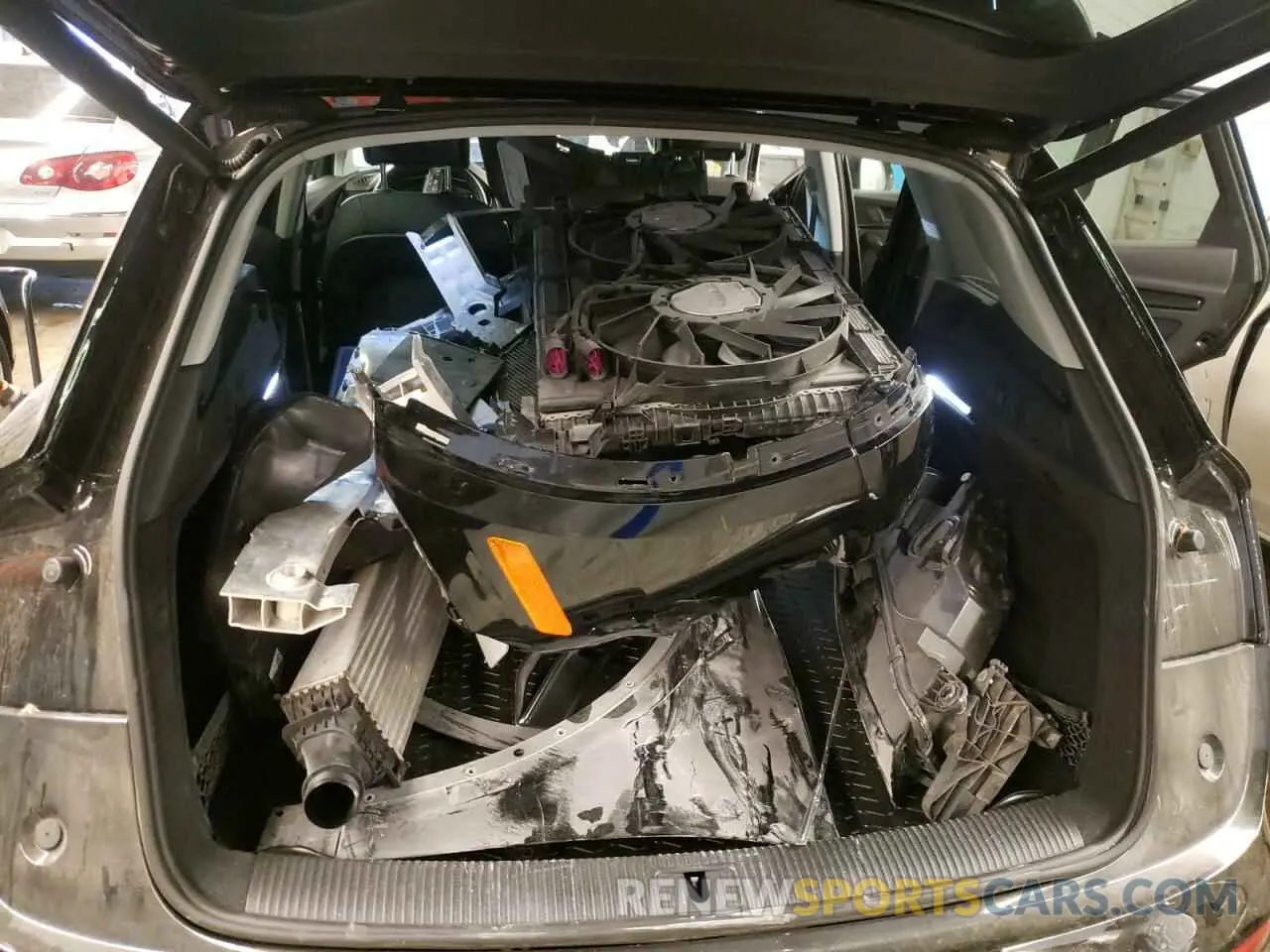 9 fotografías del automóvil dañado WA1ANAFY7K2060707 AUDI Q5 2019