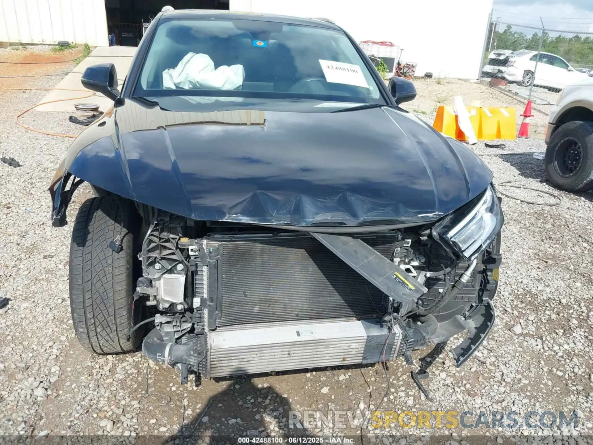 6 fotografías del automóvil dañado WA1ANAFY7K2084330 AUDI Q5 2019