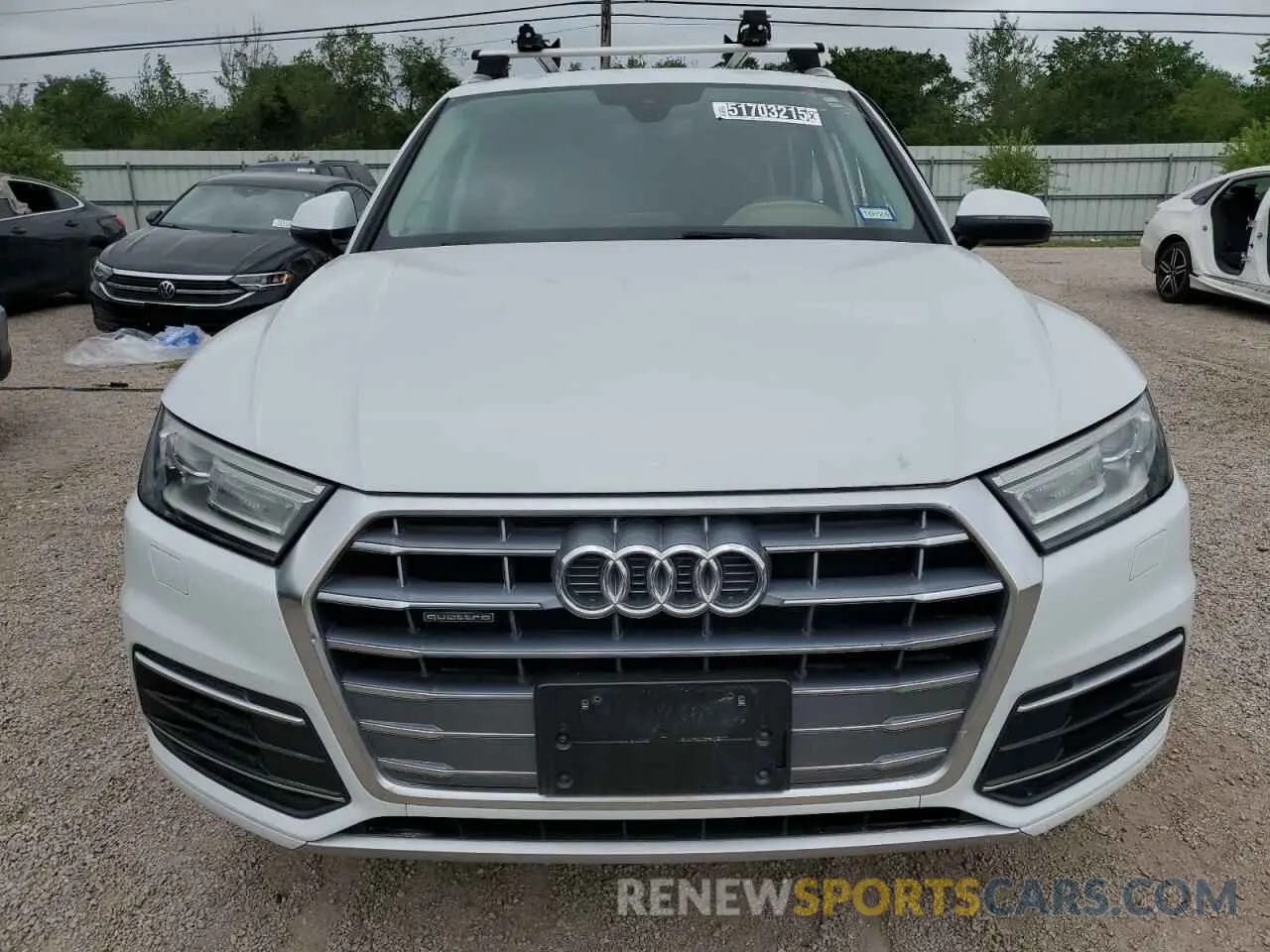 5 fotografías del automóvil dañado WA1ANAFY7K2125457 AUDI Q5 2019