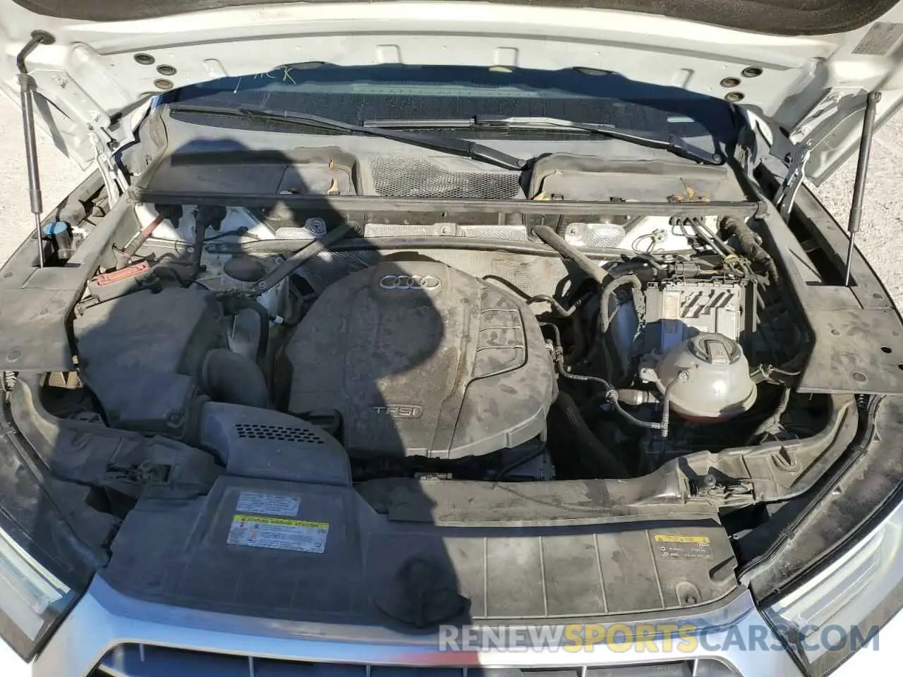 12 fotografías del automóvil dañado WA1ANAFY8K2118596 AUDI Q5 2019