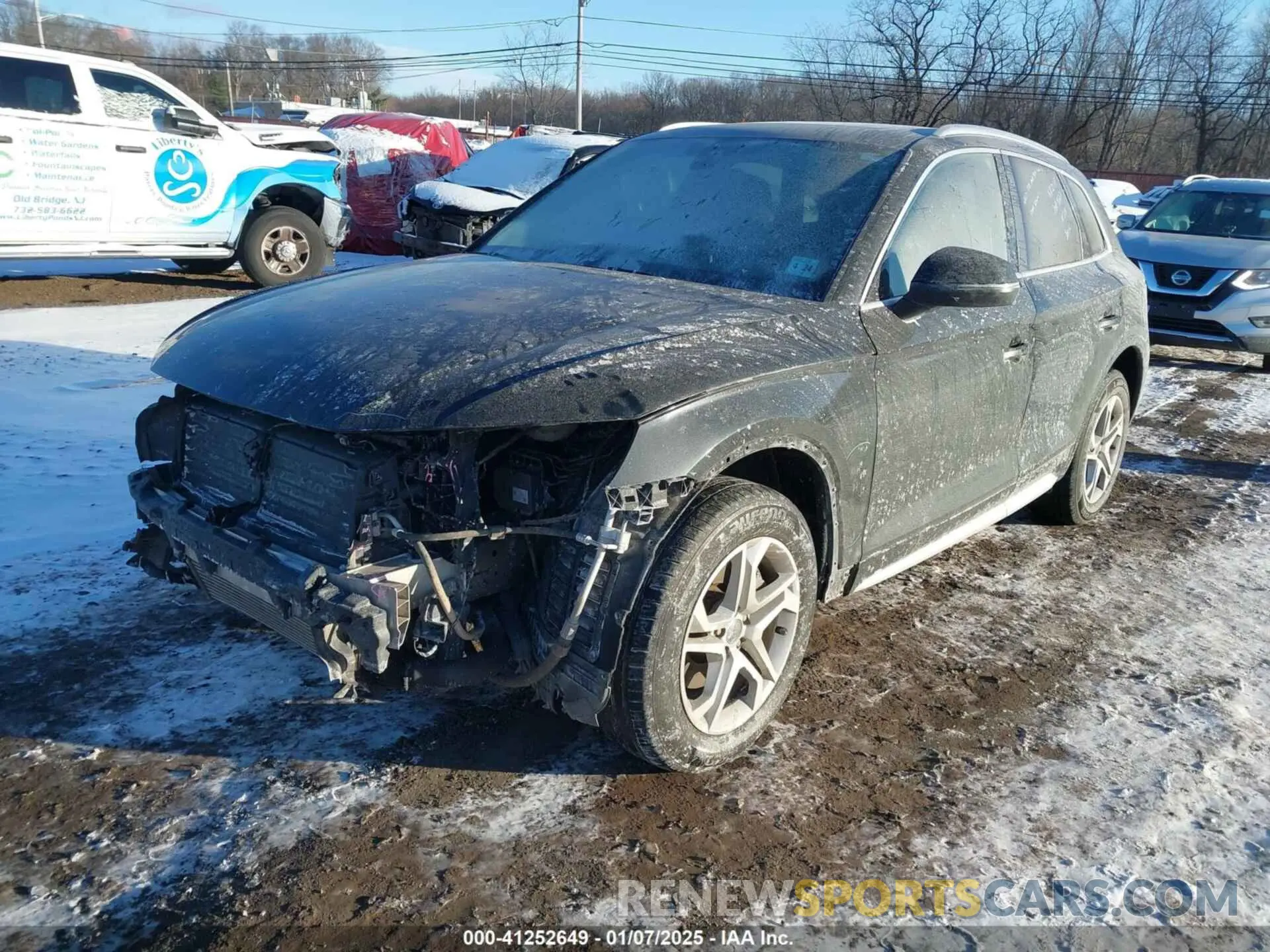 2 fotografías del automóvil dañado WA1ANAFY9K2069635 AUDI Q5 2019
