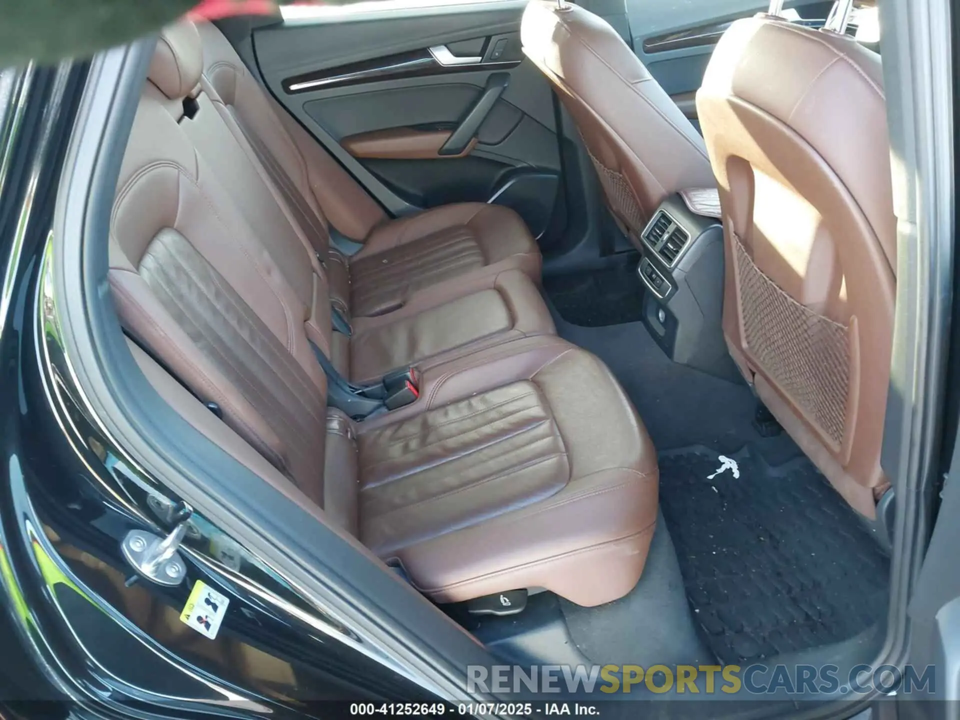 8 fotografías del automóvil dañado WA1ANAFY9K2069635 AUDI Q5 2019
