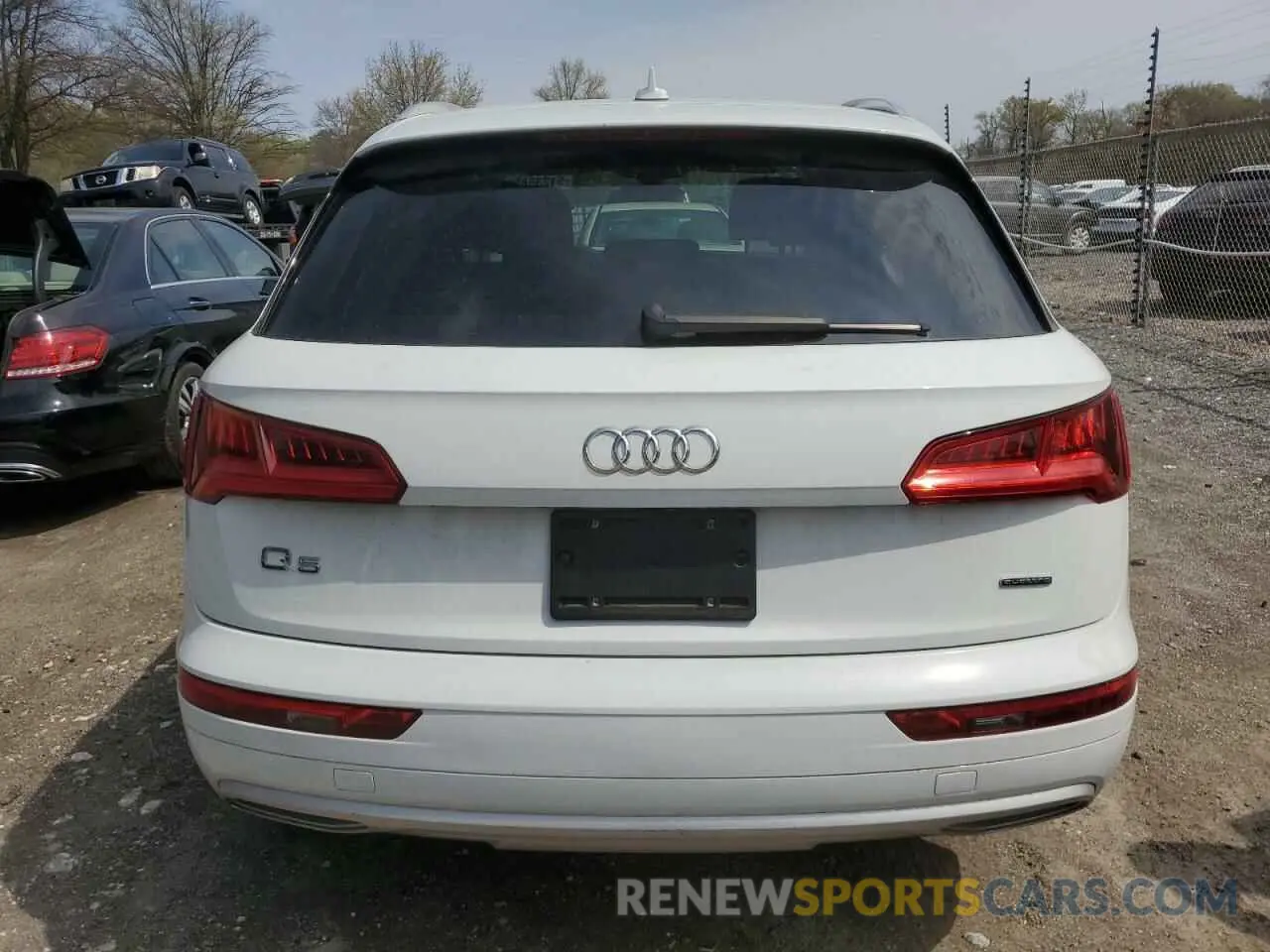 6 fotografías del automóvil dañado WA1ANAFY9K2127307 AUDI Q5 2019