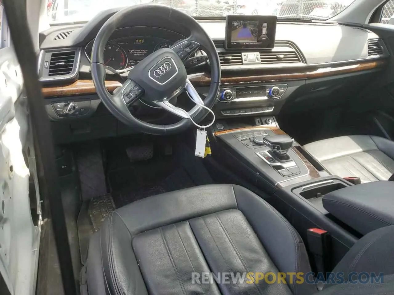8 fotografías del automóvil dañado WA1ANAFY9K2127307 AUDI Q5 2019