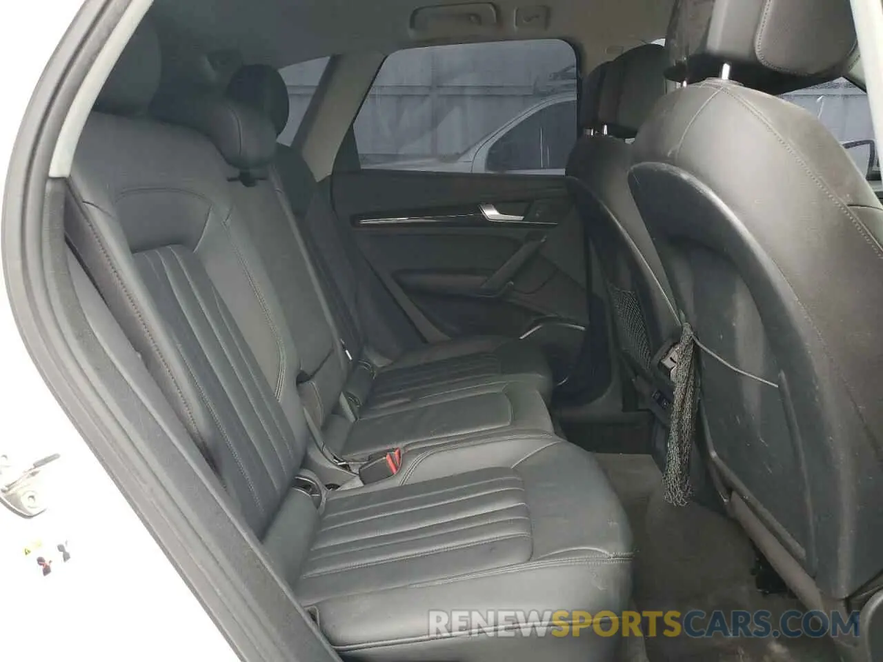 11 fotografías del automóvil dañado WA1ANAFYXK2042959 AUDI Q5 2019