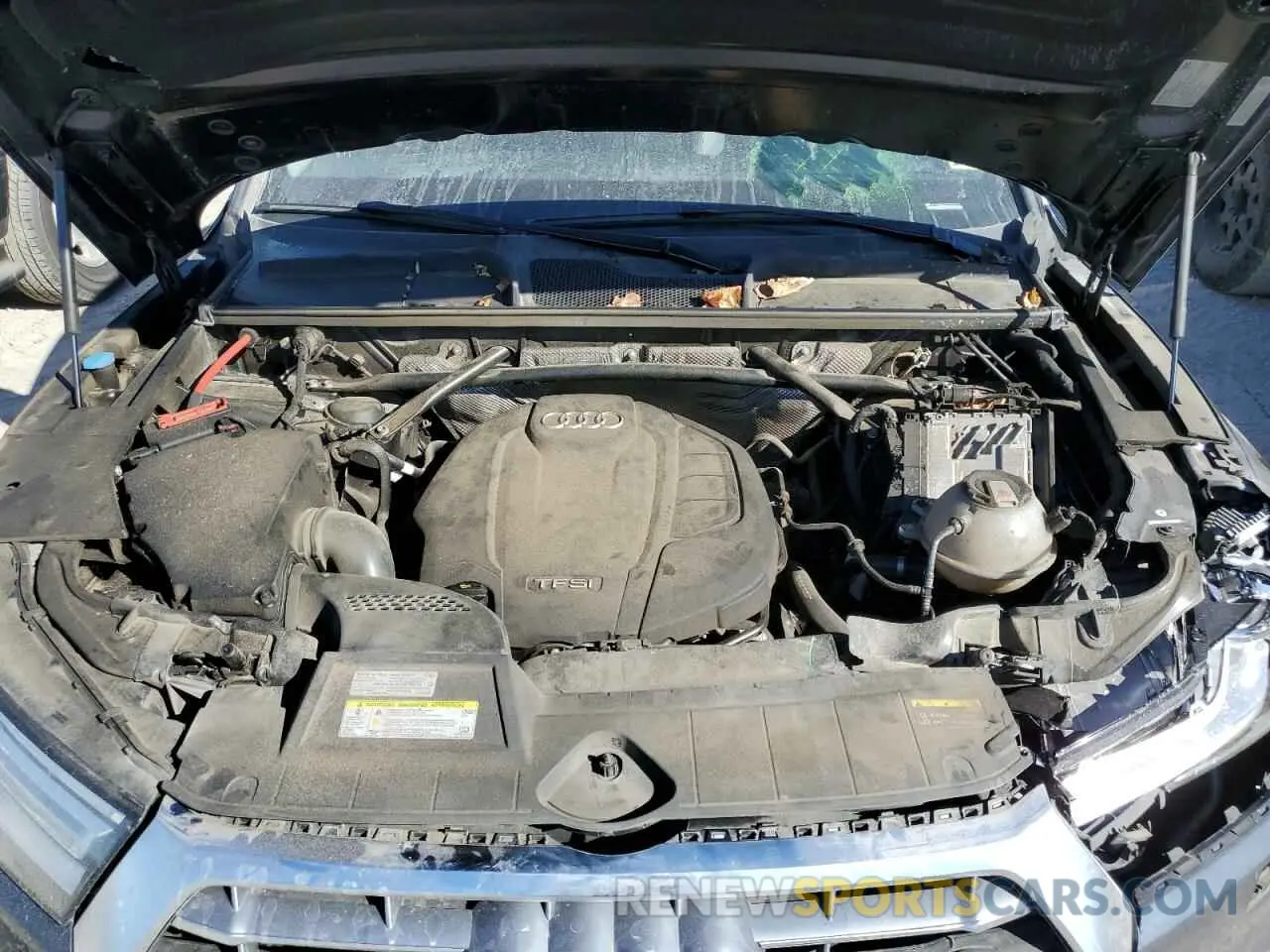 12 fotografías del automóvil dañado WA1ANAFYXK2055162 AUDI Q5 2019