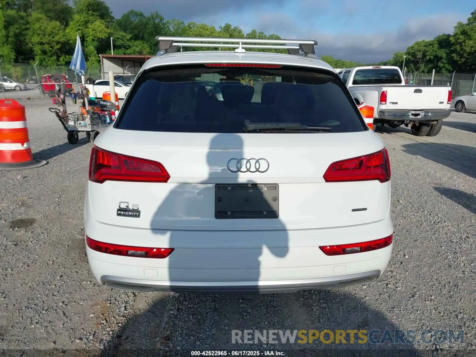 16 fotografías del automóvil dañado WA1ANAFYXK2126876 AUDI Q5 2019