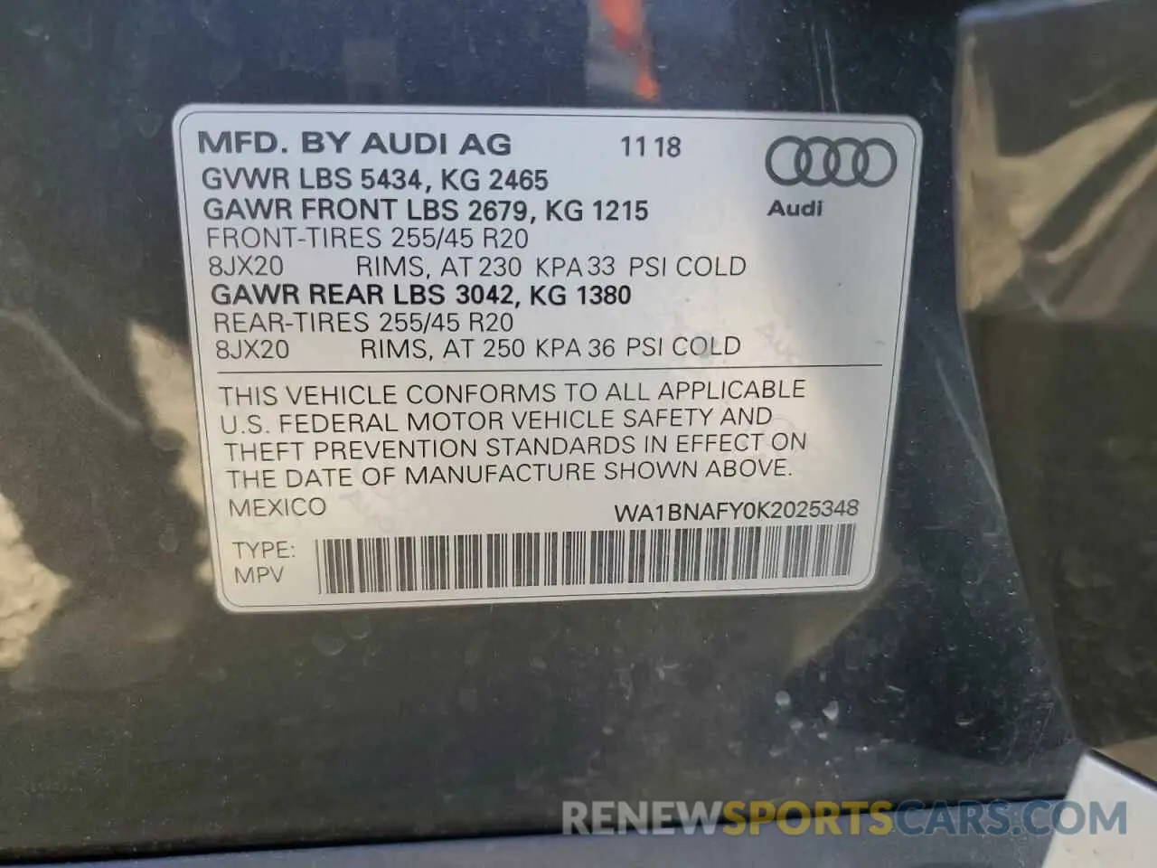 14 fotografías del automóvil dañado WA1BNAFY0K2025348 AUDI Q5 2019