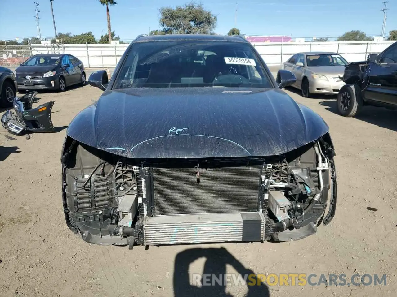 5 fotografías del automóvil dañado WA1BNAFY0K2025348 AUDI Q5 2019