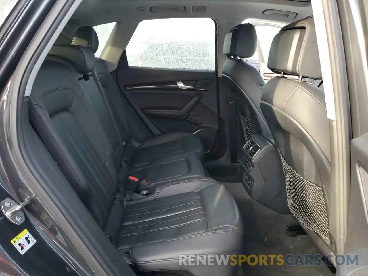 11 fotografías del automóvil dañado WA1BNAFY0K2048371 AUDI Q5 2019