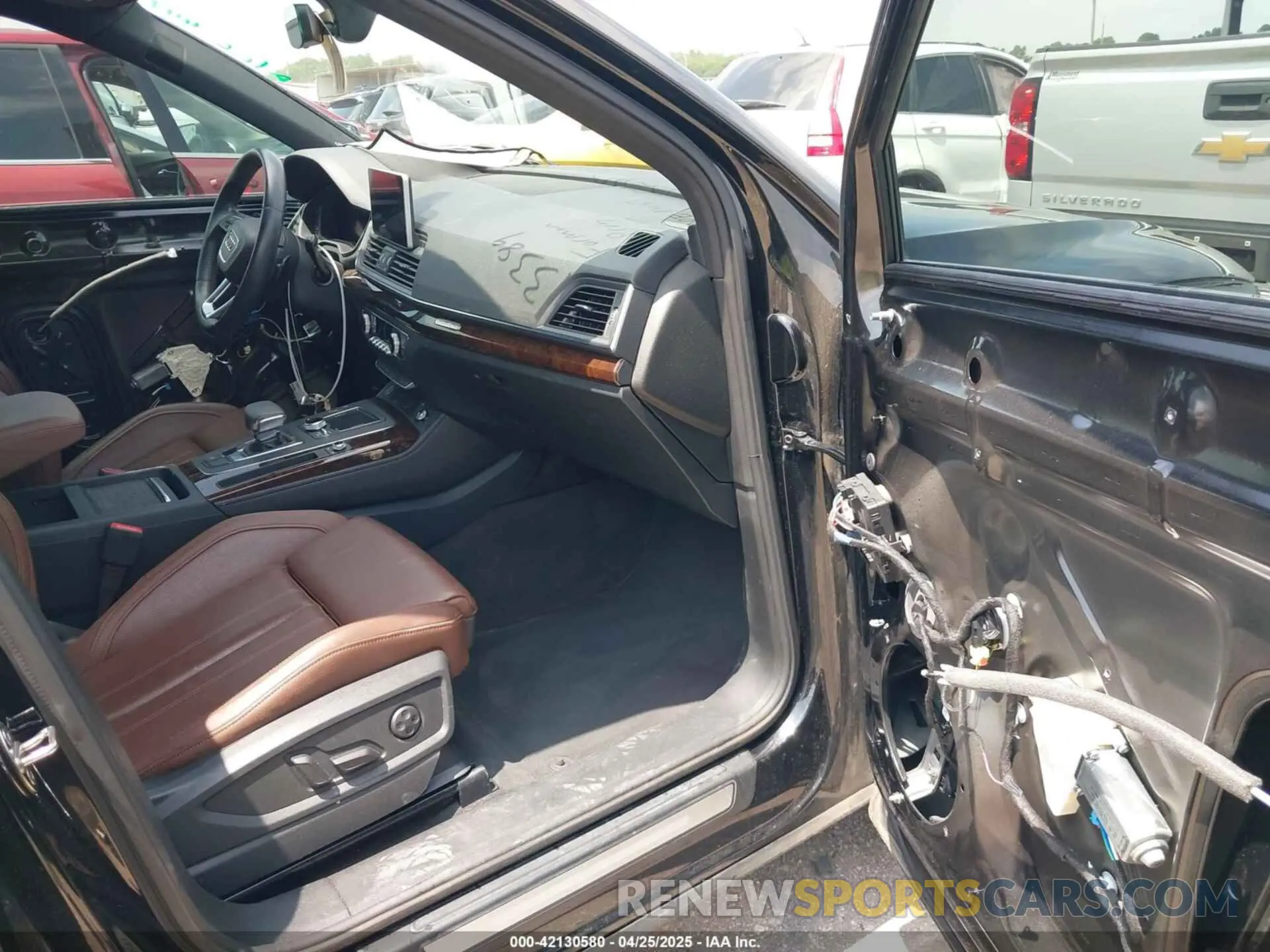 5 fotografías del automóvil dañado WA1BNAFY0K2063954 AUDI Q5 2019