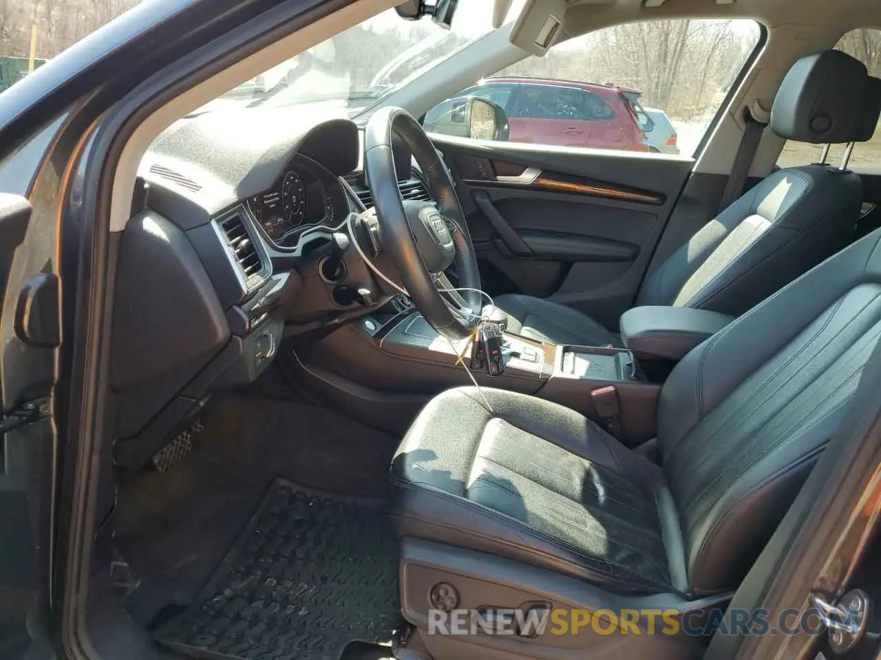 7 fotografías del automóvil dañado WA1BNAFY0K2127944 AUDI Q5 2019