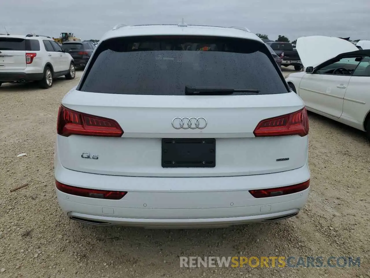 6 fotografías del automóvil dañado WA1BNAFY1K2024869 AUDI Q5 2019