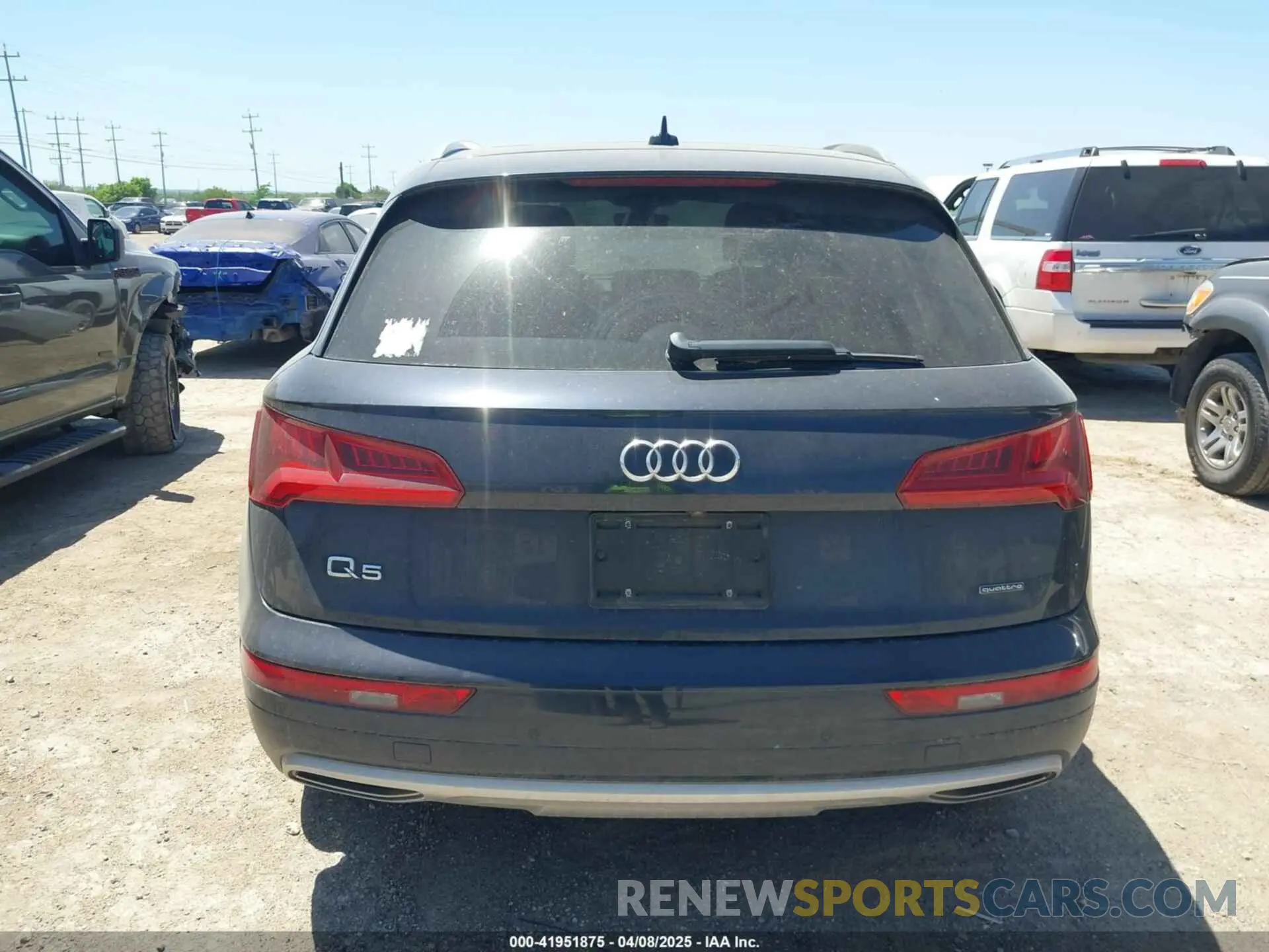 16 fotografías del automóvil dañado WA1BNAFY1K2052980 AUDI Q5 2019