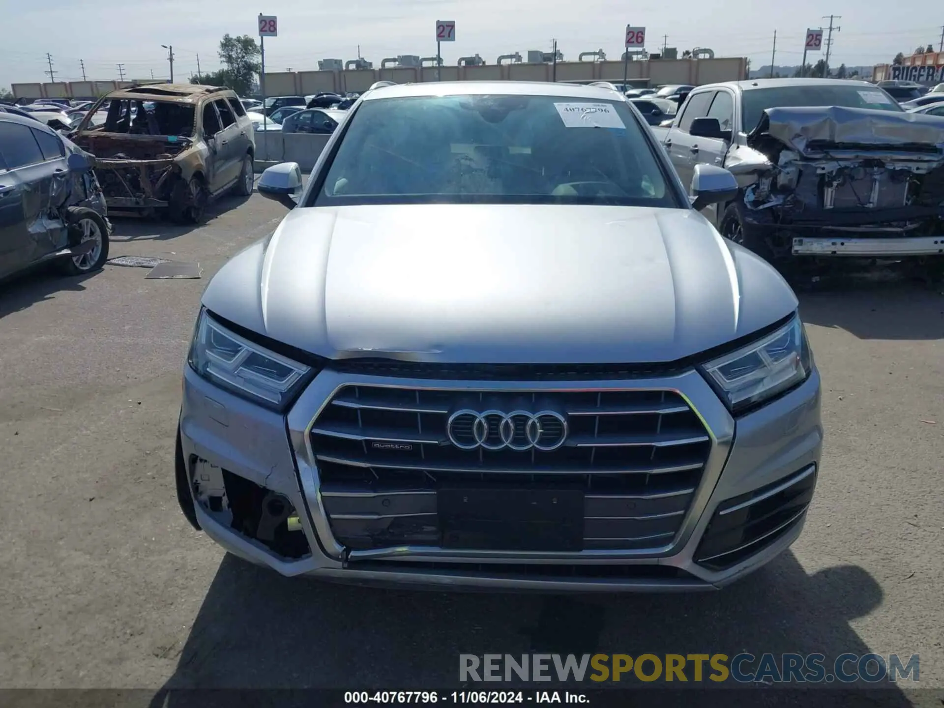 12 fotografías del automóvil dañado WA1BNAFY1K2072694 AUDI Q5 2019