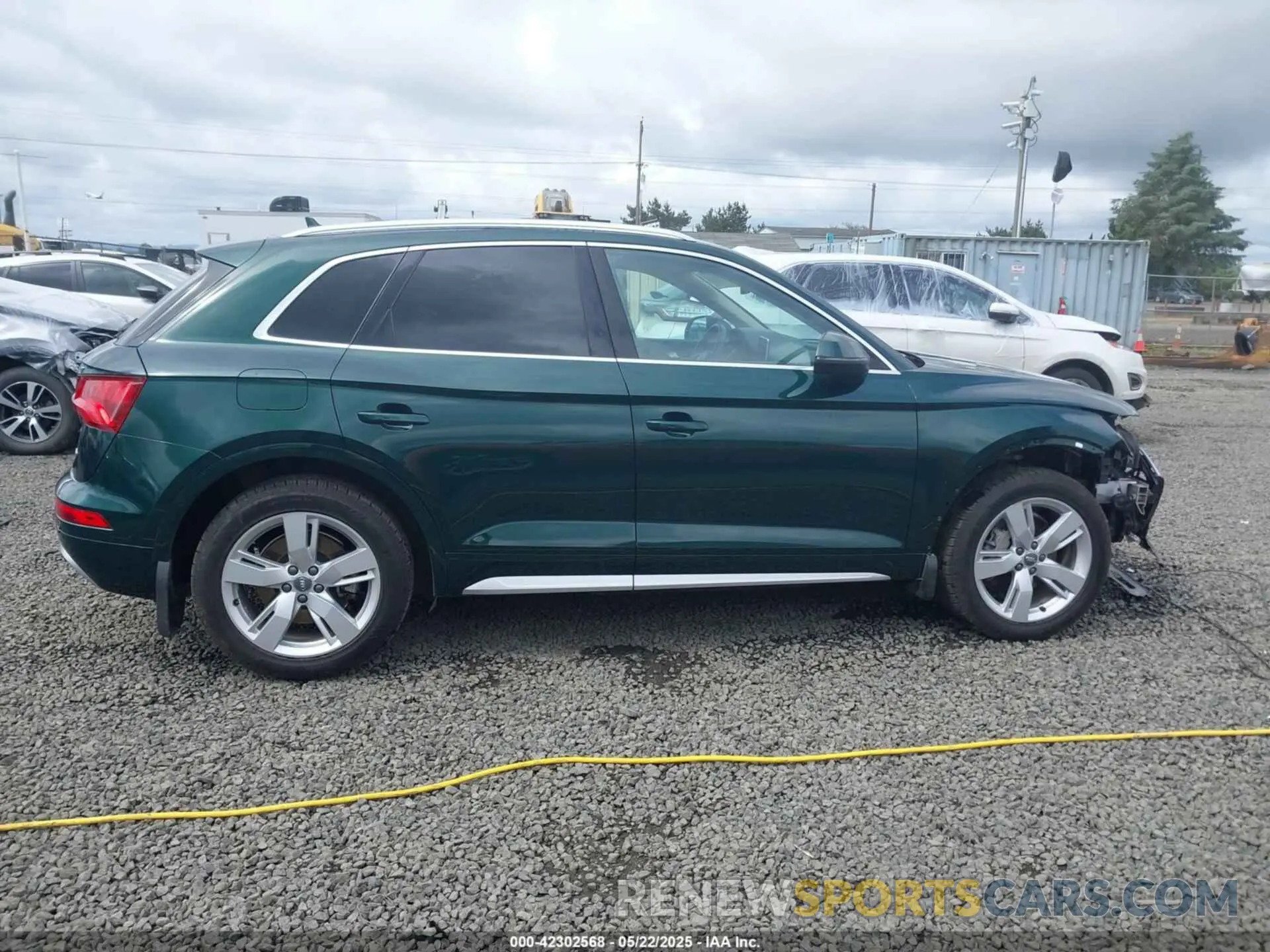 13 fotografías del automóvil dañado WA1BNAFY1K2126527 AUDI Q5 2019