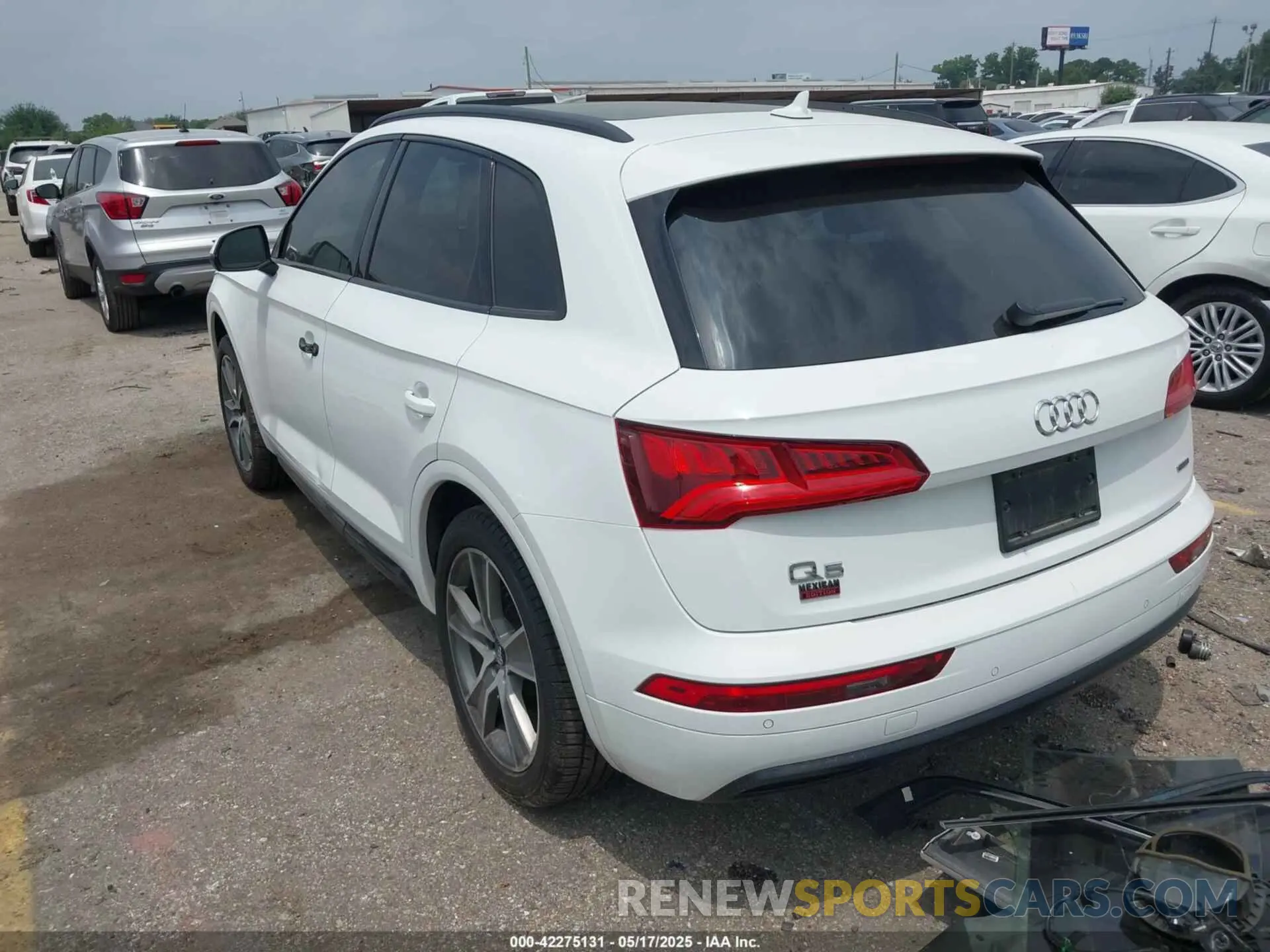 3 fotografías del automóvil dañado WA1BNAFY2K2030101 AUDI Q5 2019