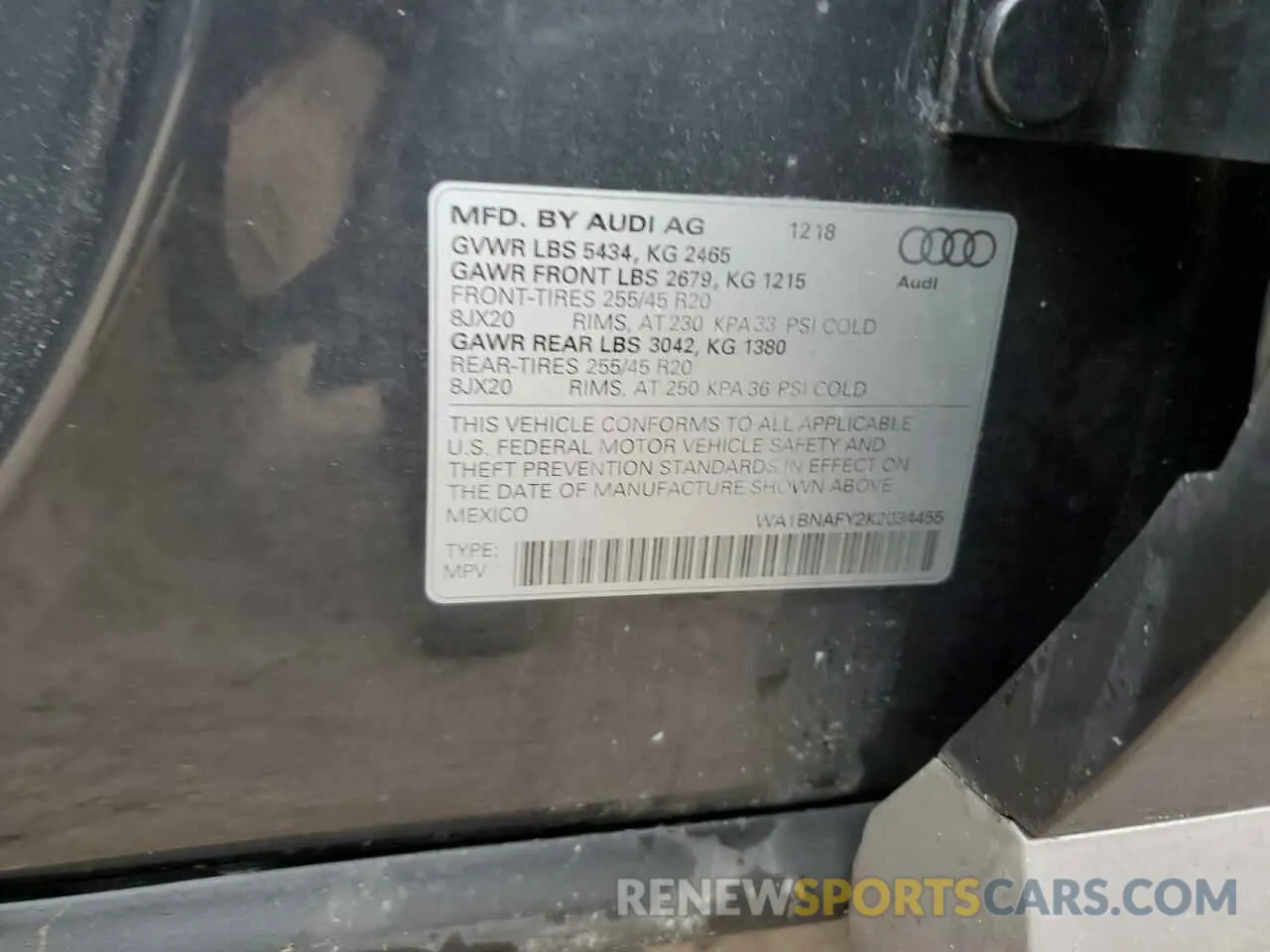 14 fotografías del automóvil dañado WA1BNAFY2K2034455 AUDI Q5 2019