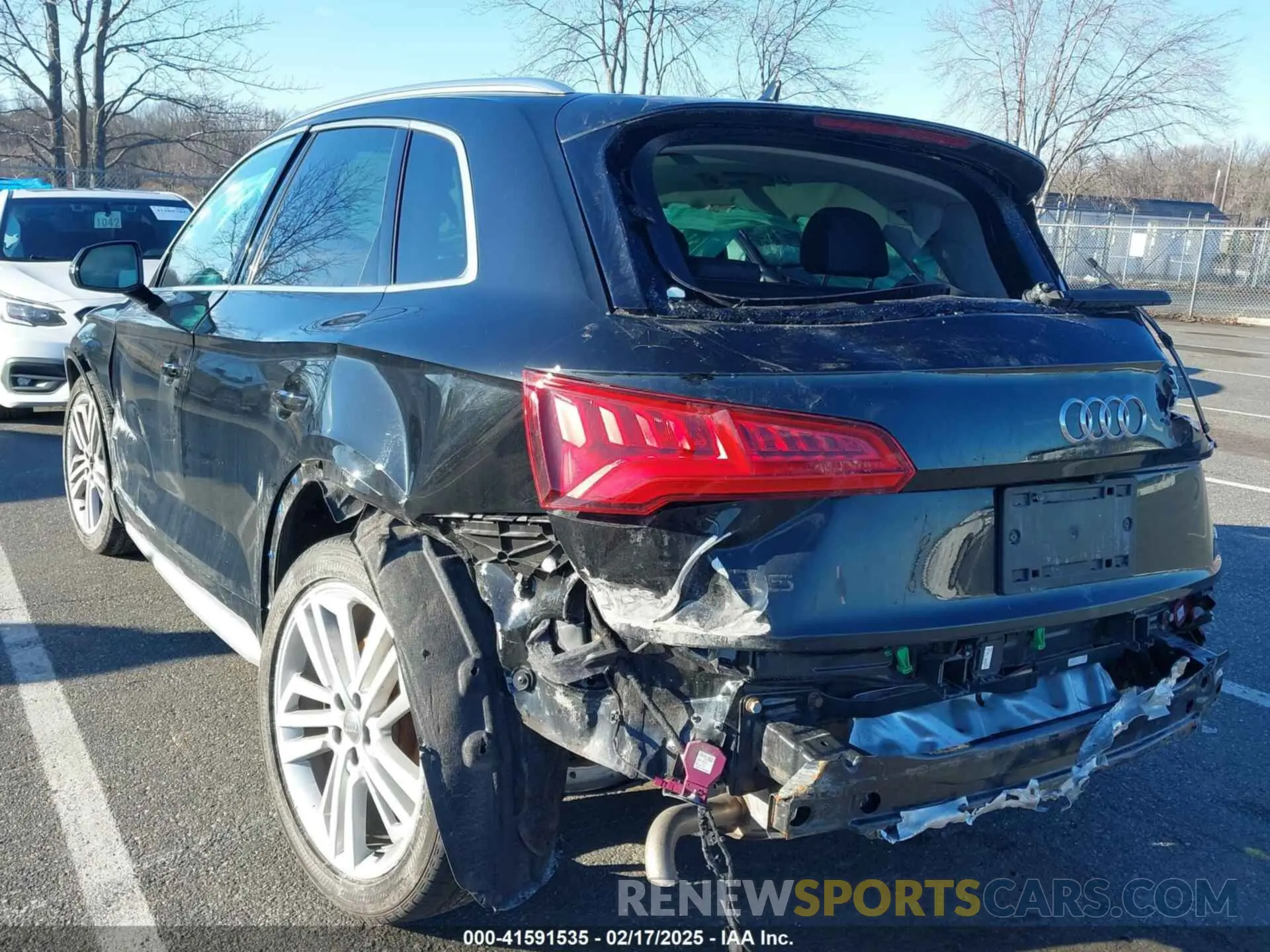 3 fotografías del automóvil dañado WA1BNAFY2K2050168 AUDI Q5 2019