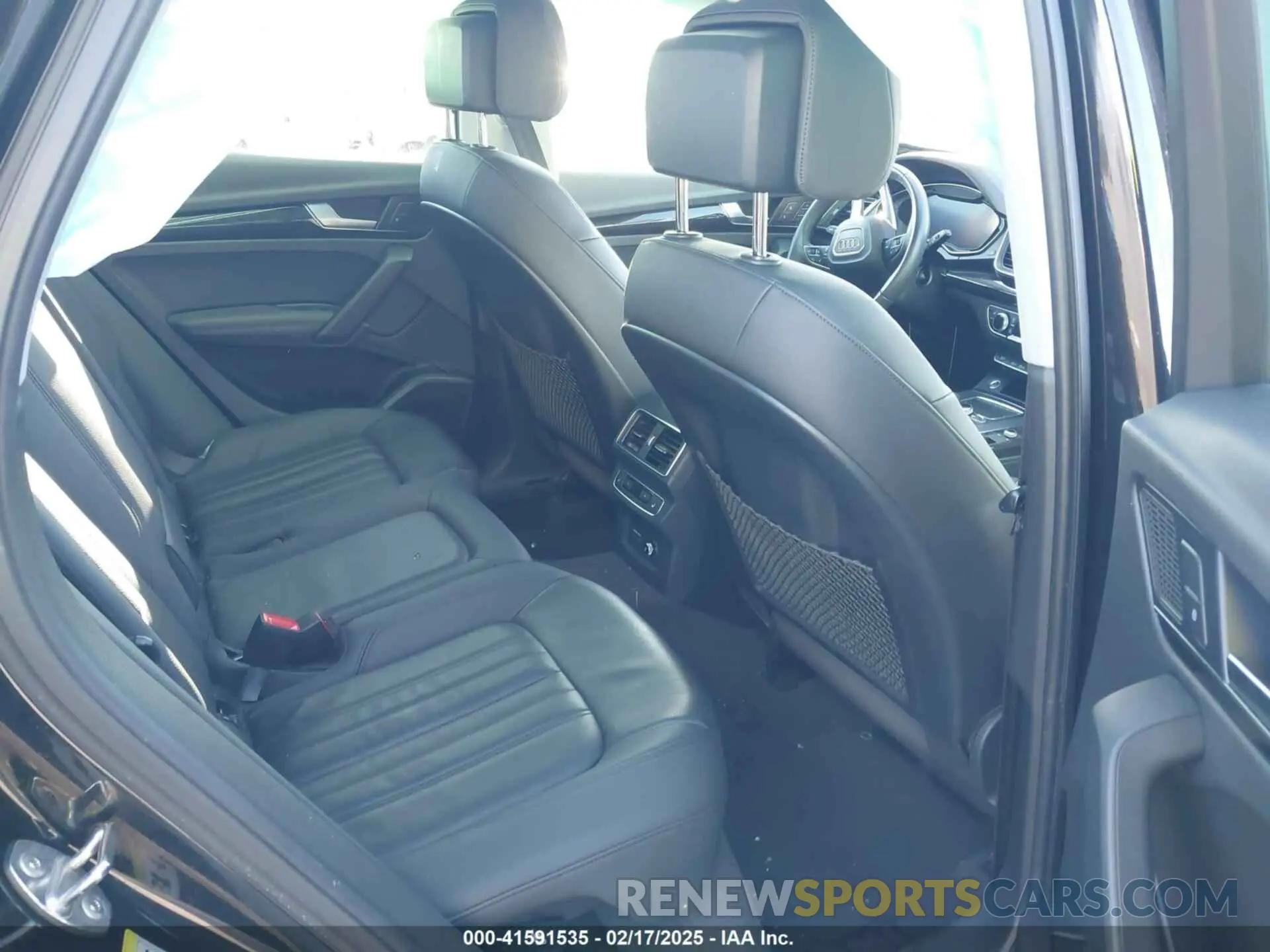 8 fotografías del automóvil dañado WA1BNAFY2K2050168 AUDI Q5 2019