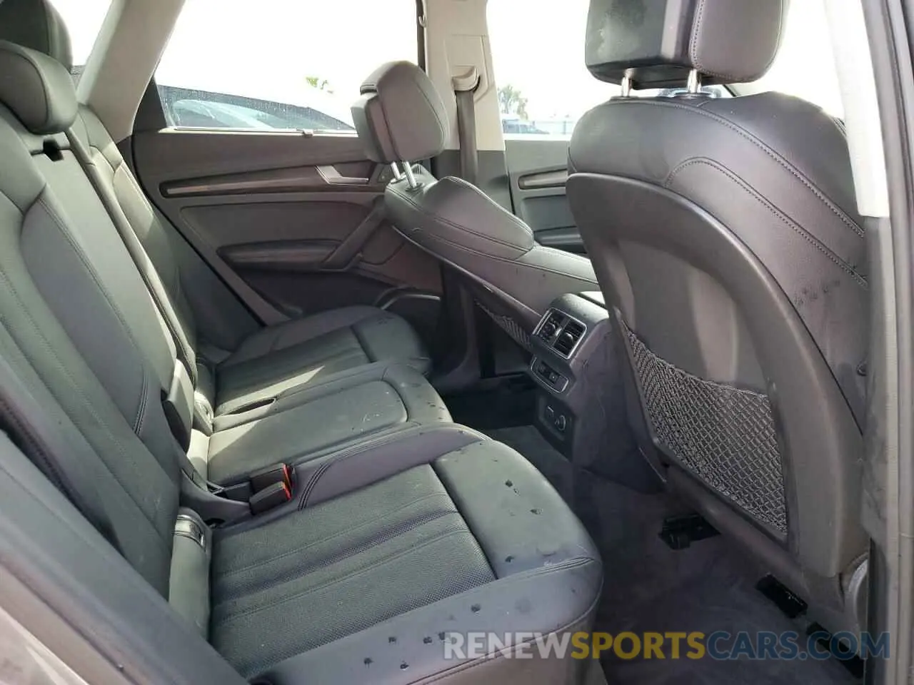 11 fotografías del automóvil dañado WA1BNAFY2K2057248 AUDI Q5 2019