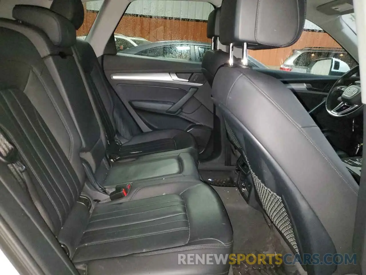 11 fotografías del automóvil dañado WA1BNAFY2K2074180 AUDI Q5 2019
