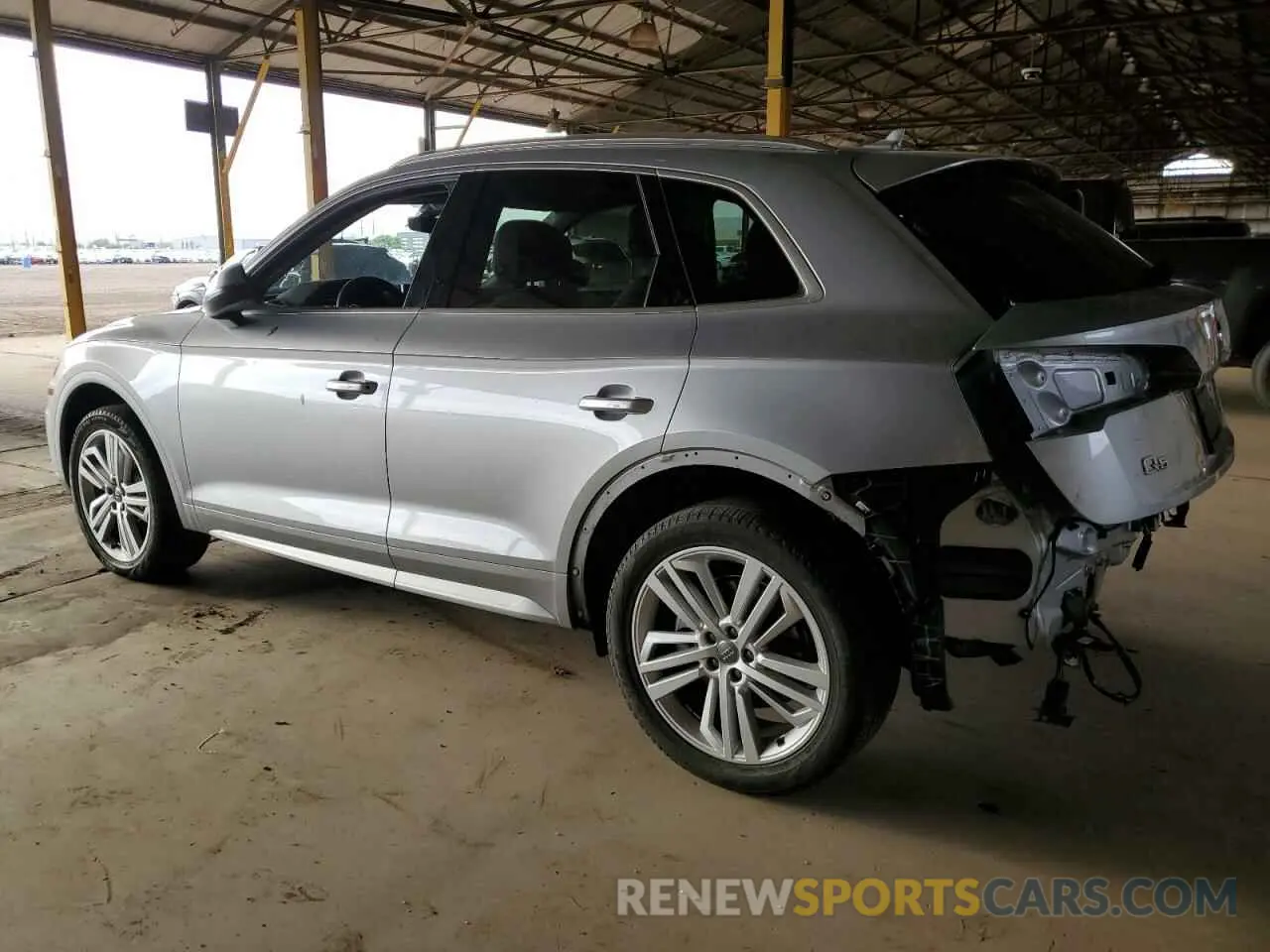 2 fotografías del automóvil dañado WA1BNAFY2K2076284 AUDI Q5 2019