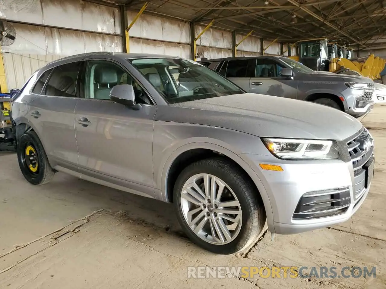 4 fotografías del automóvil dañado WA1BNAFY2K2076284 AUDI Q5 2019