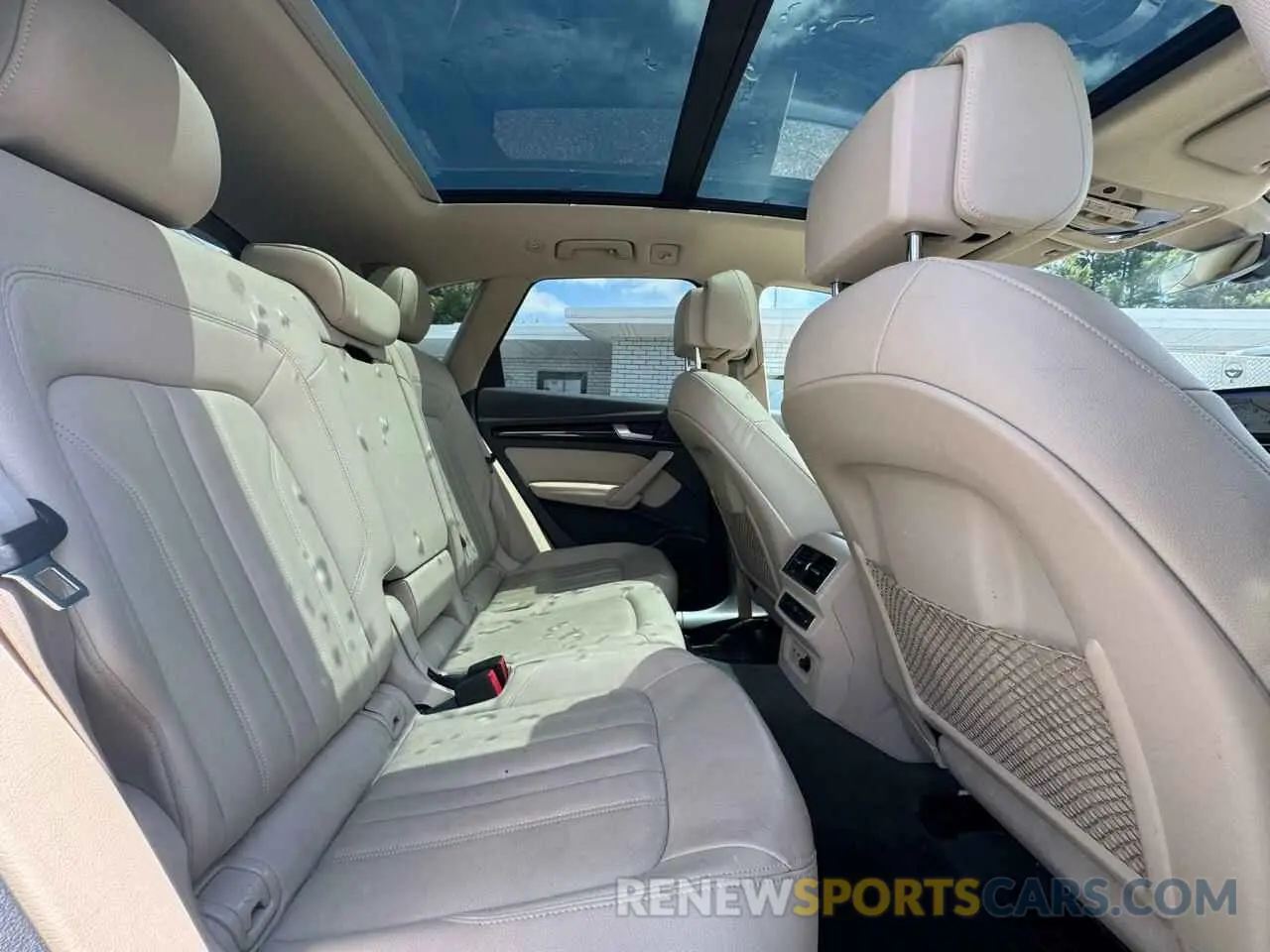 6 fotografías del automóvil dañado WA1BNAFY2K2080285 AUDI Q5 2019