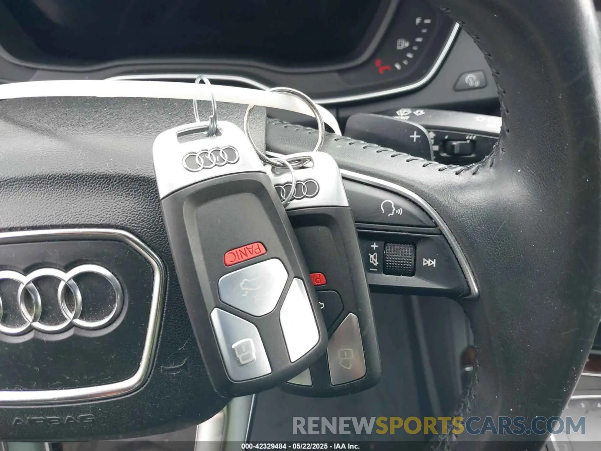 11 fotografías del automóvil dañado WA1BNAFY2K2080576 AUDI Q5 2019