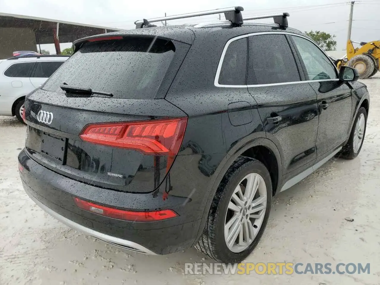4 fotografías del automóvil dañado WA1BNAFY2K2084613 AUDI Q5 2019