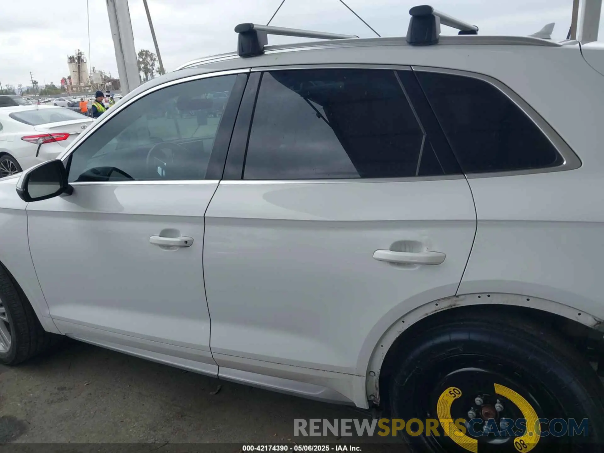 15 fotografías del automóvil dañado WA1BNAFY2K2102852 AUDI Q5 2019