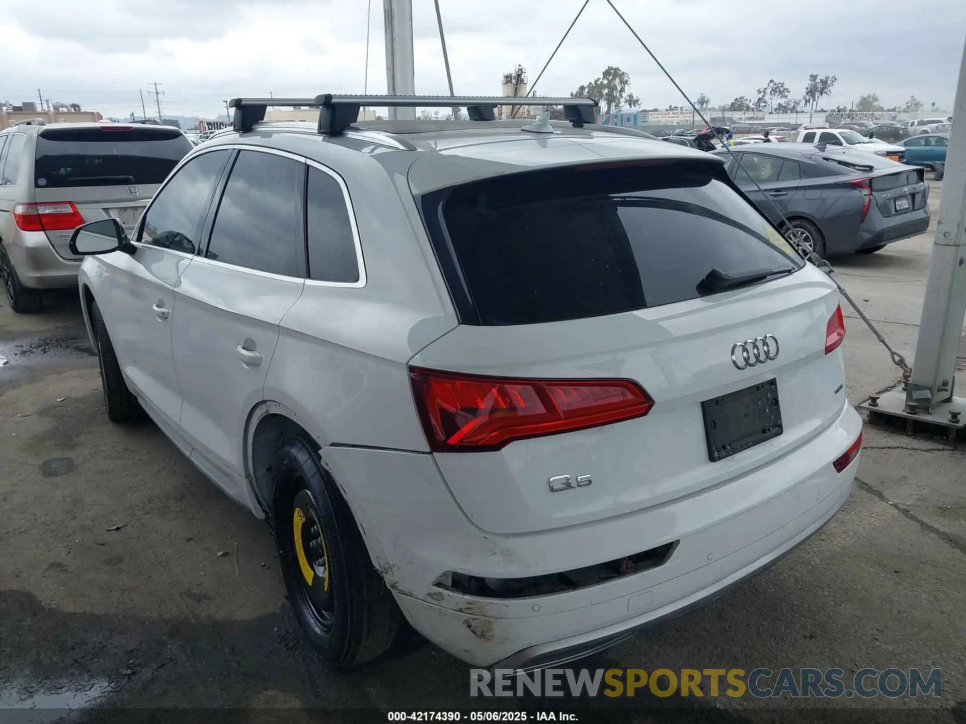 3 fotografías del automóvil dañado WA1BNAFY2K2102852 AUDI Q5 2019