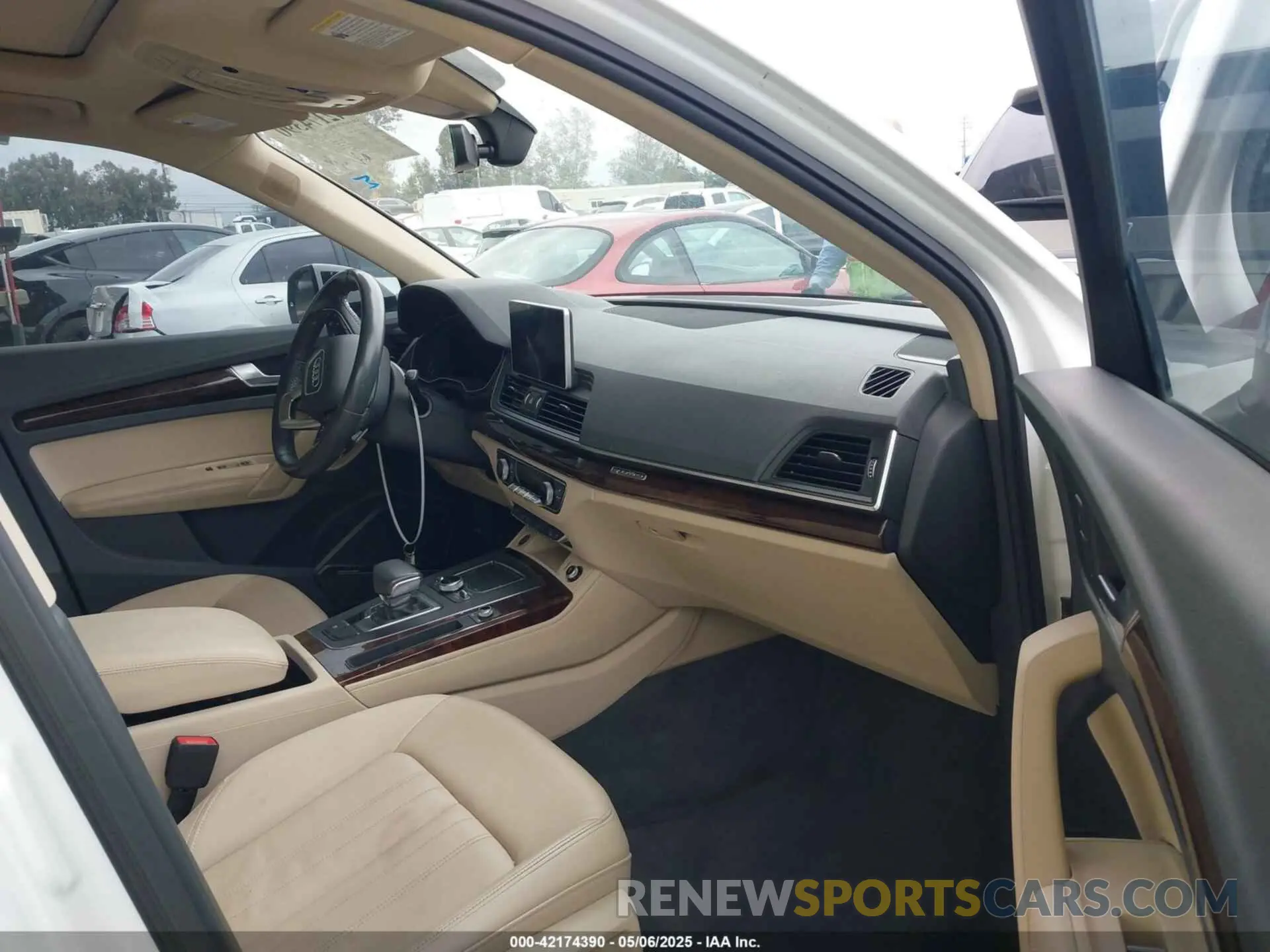 5 fotografías del automóvil dañado WA1BNAFY2K2102852 AUDI Q5 2019