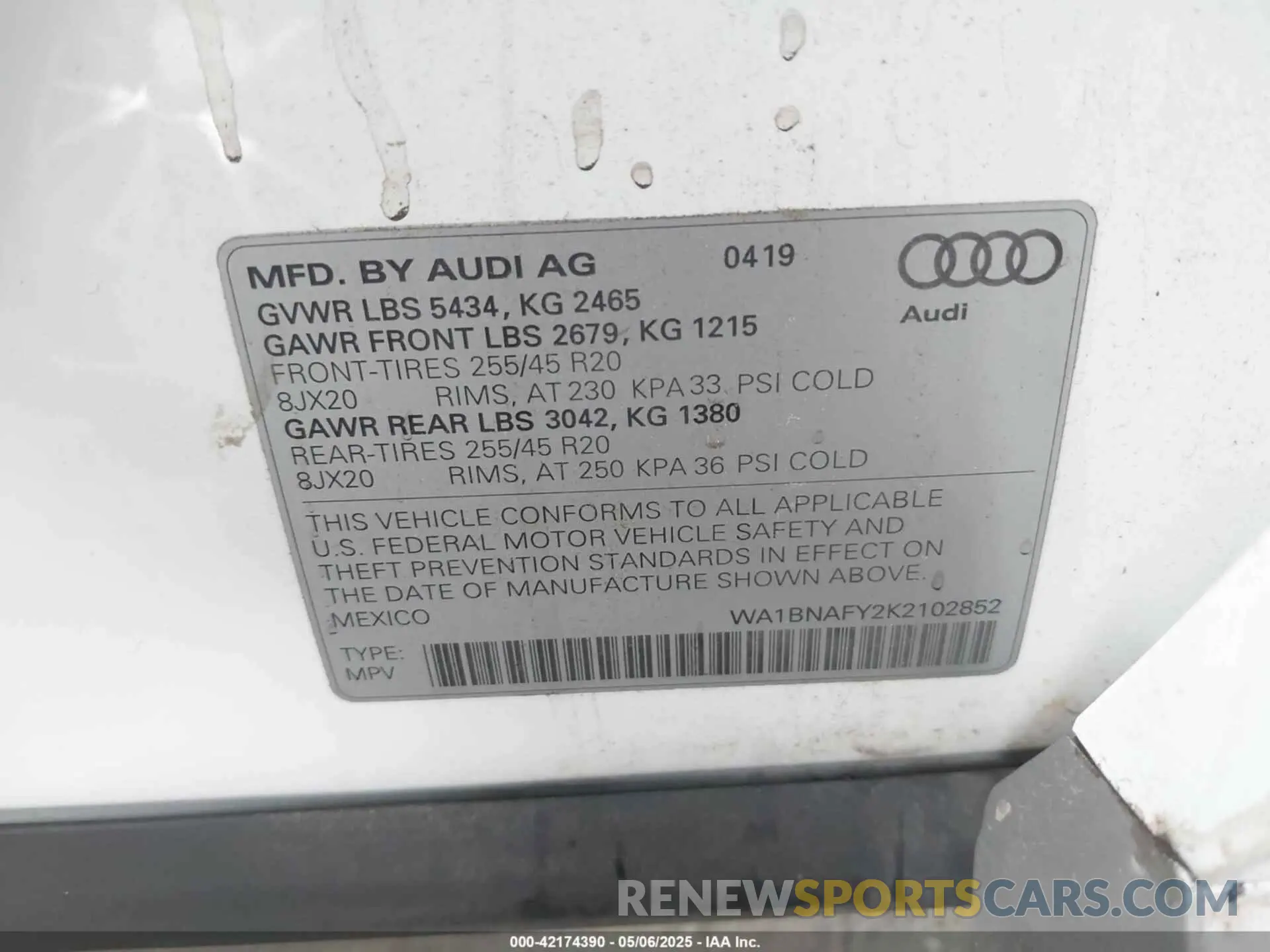 9 fotografías del automóvil dañado WA1BNAFY2K2102852 AUDI Q5 2019