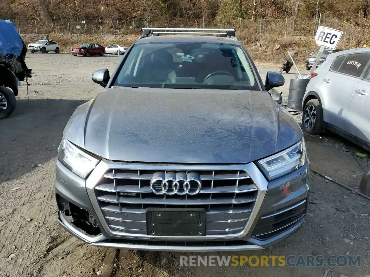 5 fotografías del automóvil dañado WA1BNAFY2K2118355 AUDI Q5 2019