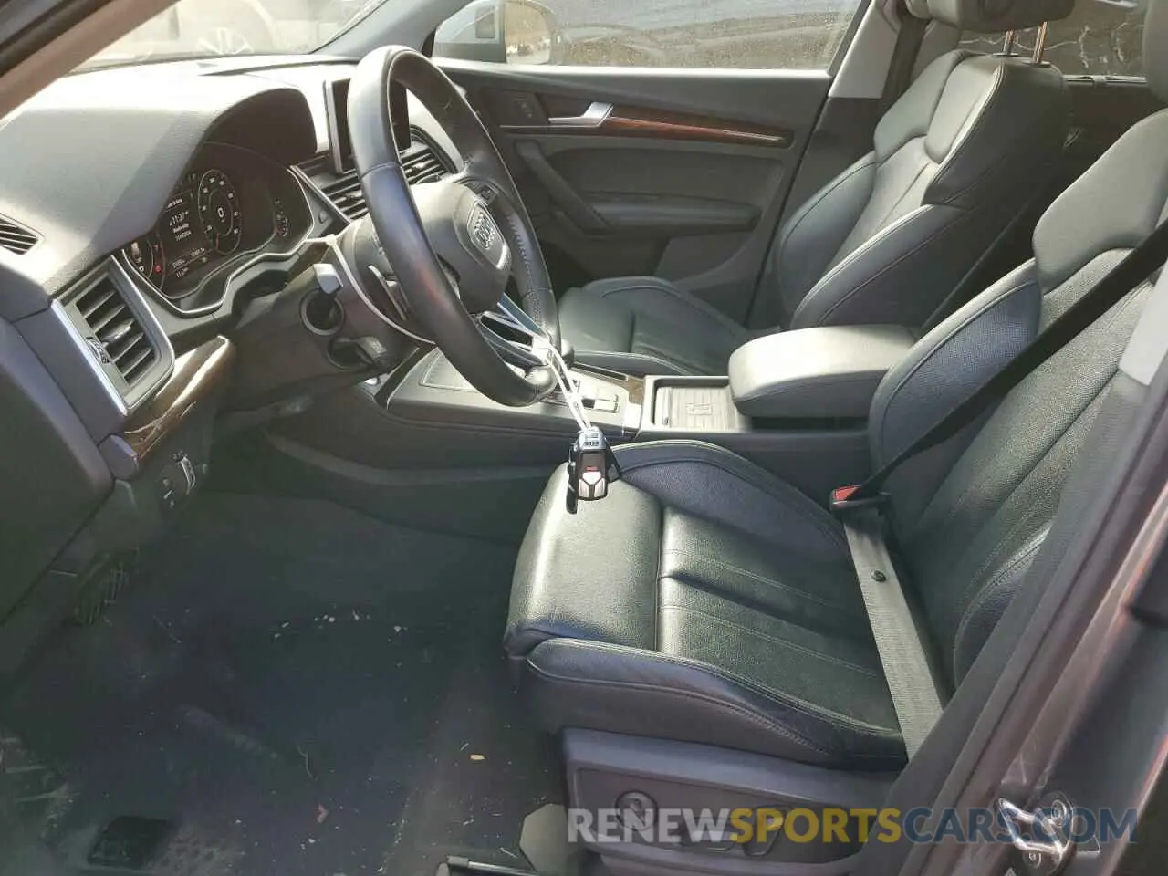 7 fotografías del automóvil dañado WA1BNAFY2K2118355 AUDI Q5 2019