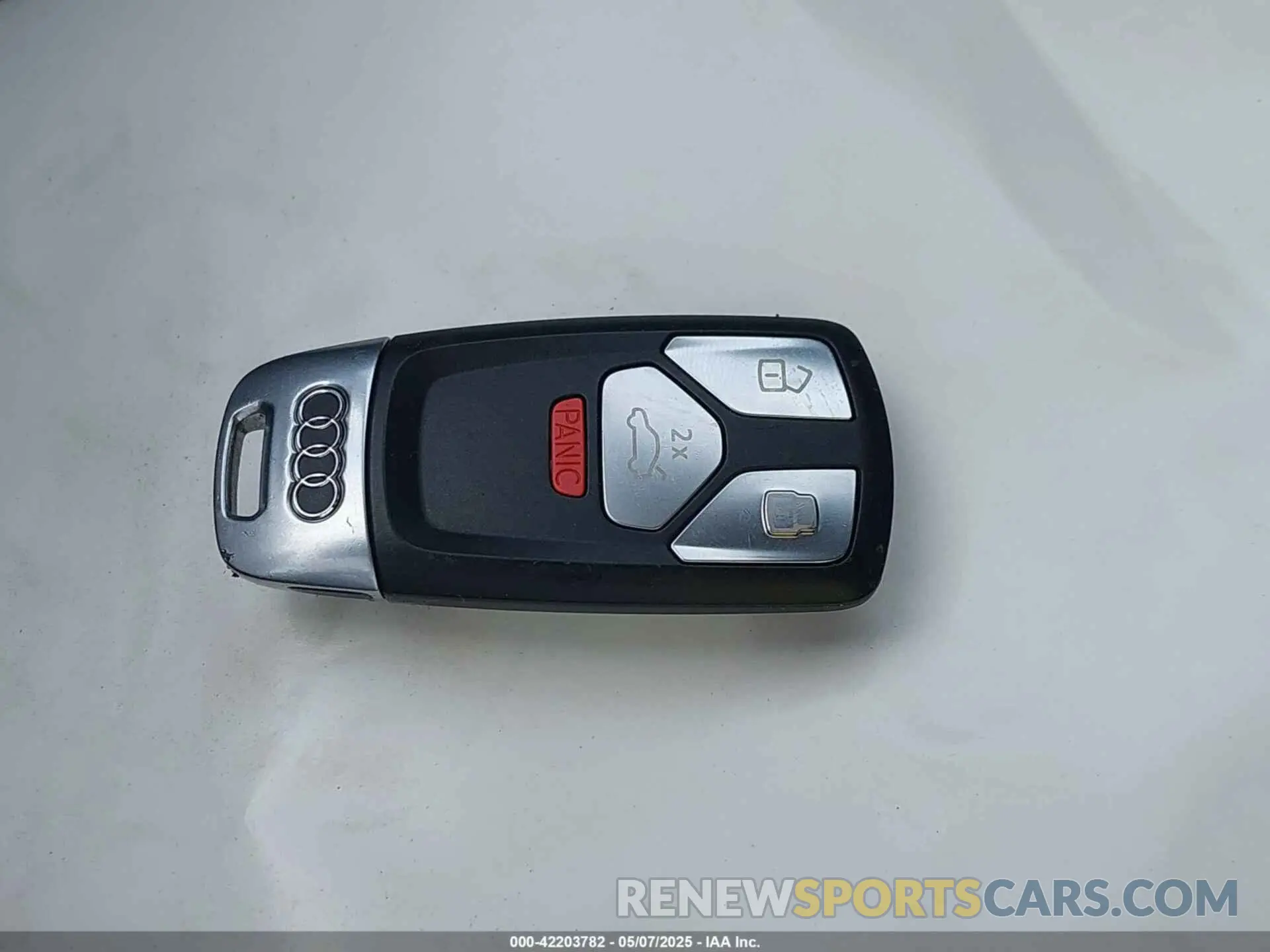 11 fotografías del automóvil dañado WA1BNAFY2K2128903 AUDI Q5 2019