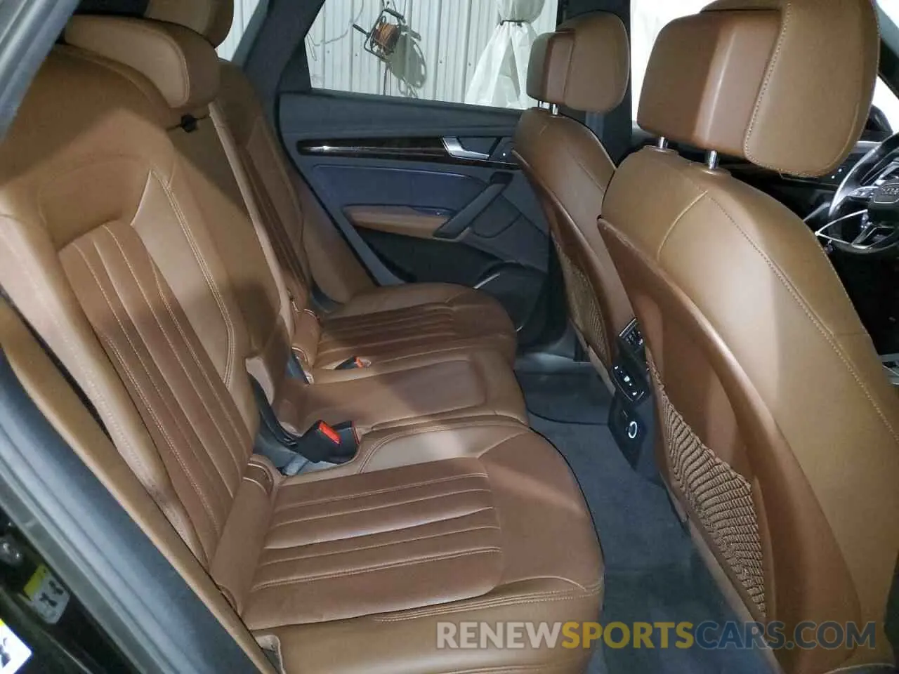11 fotografías del automóvil dañado WA1BNAFY3K2042287 AUDI Q5 2019