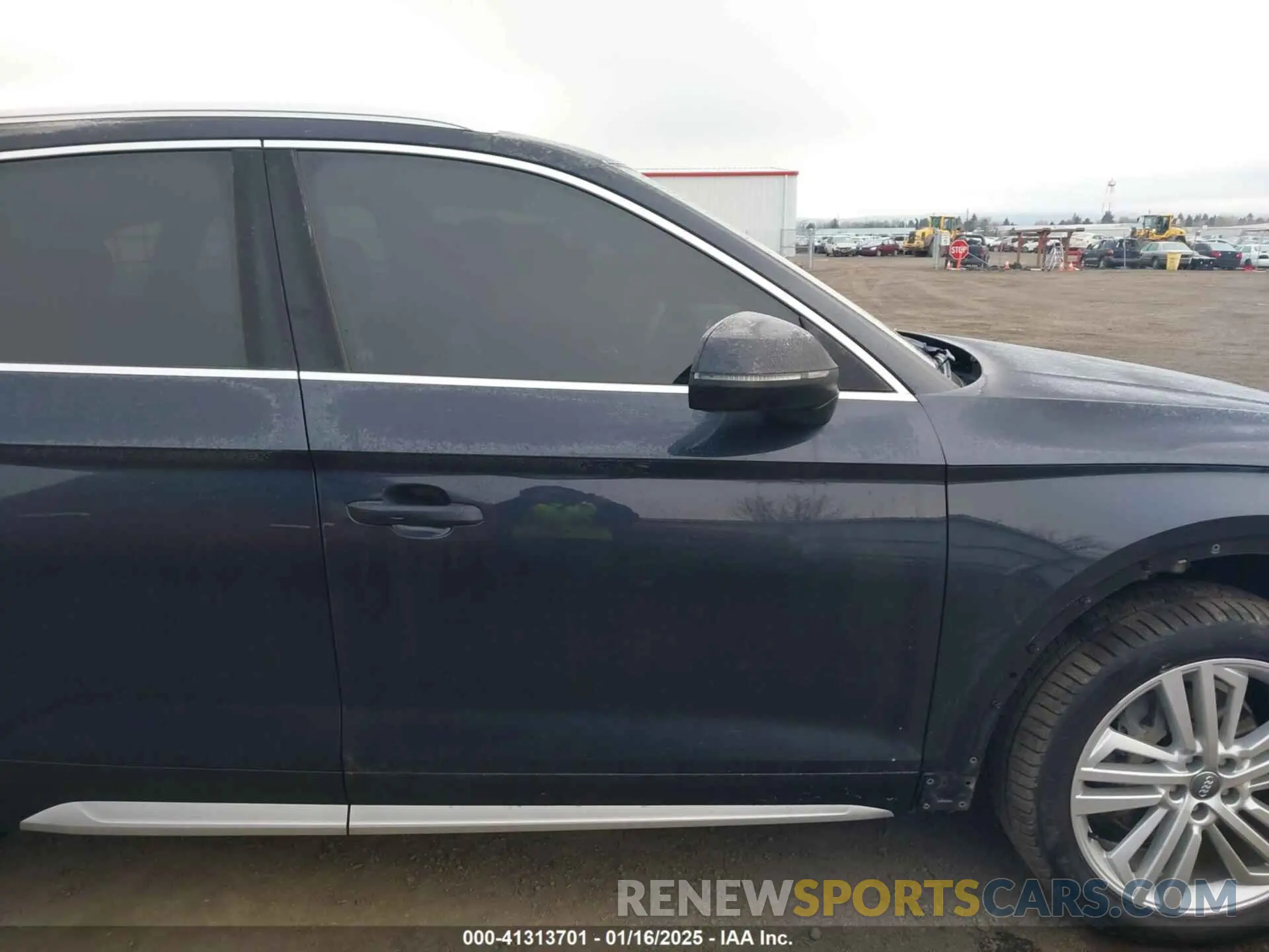 14 fotografías del automóvil dañado WA1BNAFY3K2051278 AUDI Q5 2019