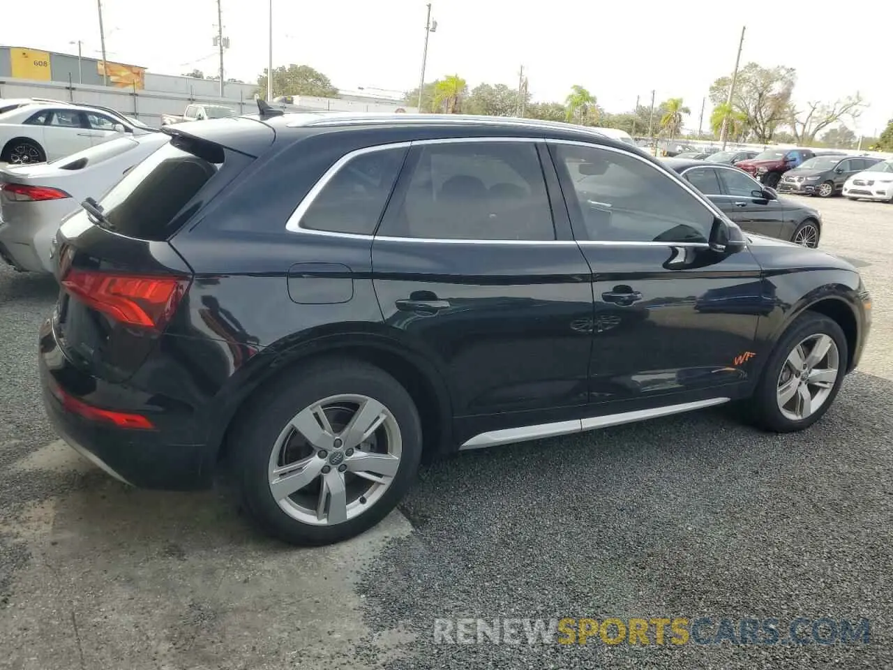 3 fotografías del automóvil dañado WA1BNAFY3K2076956 AUDI Q5 2019