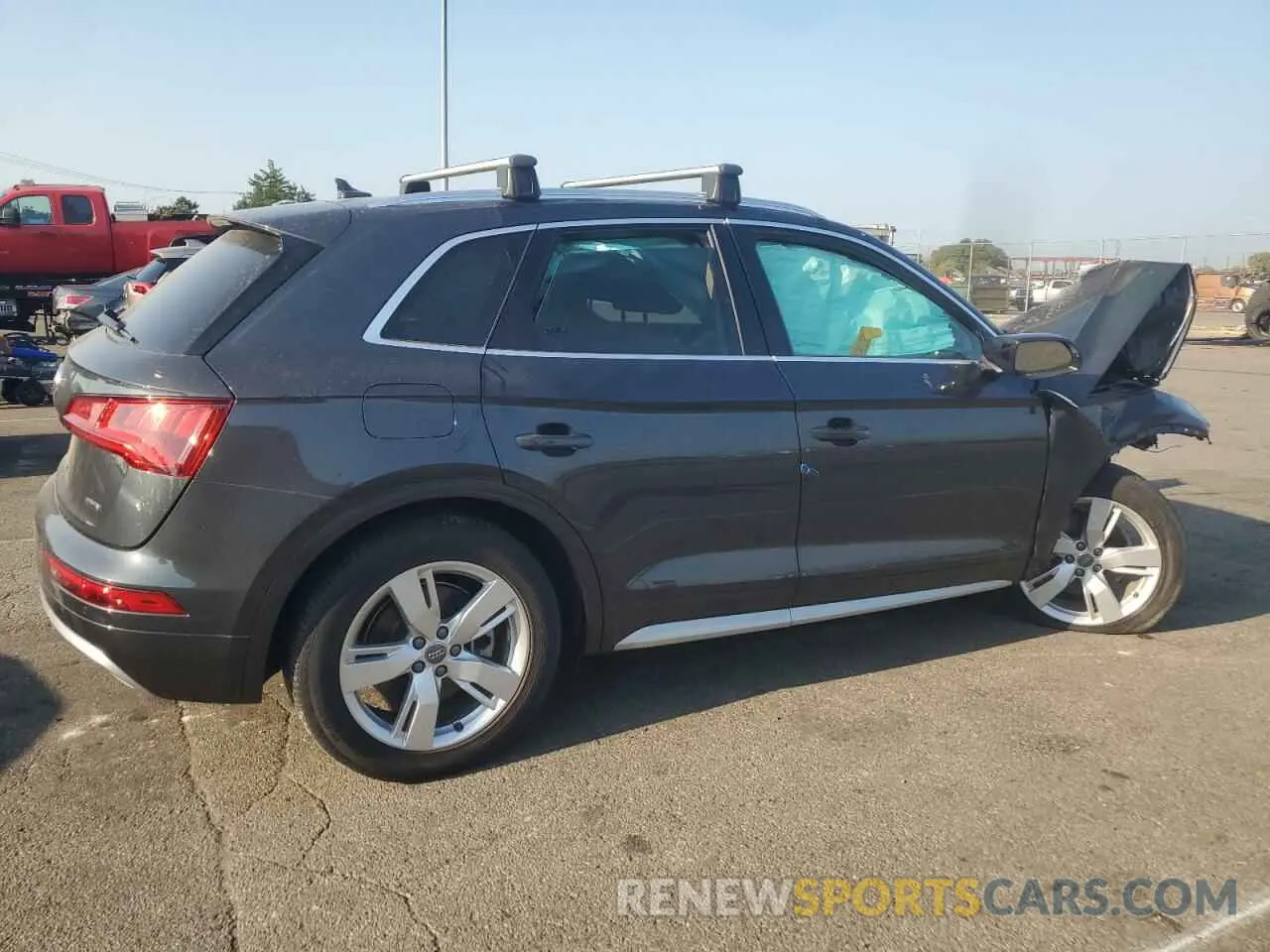 3 fotografías del automóvil dañado WA1BNAFY3K2086760 AUDI Q5 2019