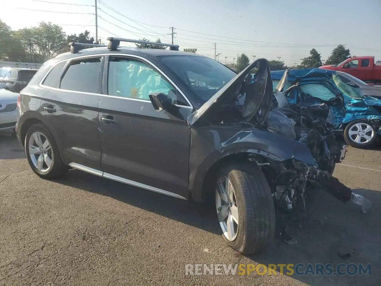 4 fotografías del automóvil dañado WA1BNAFY3K2086760 AUDI Q5 2019