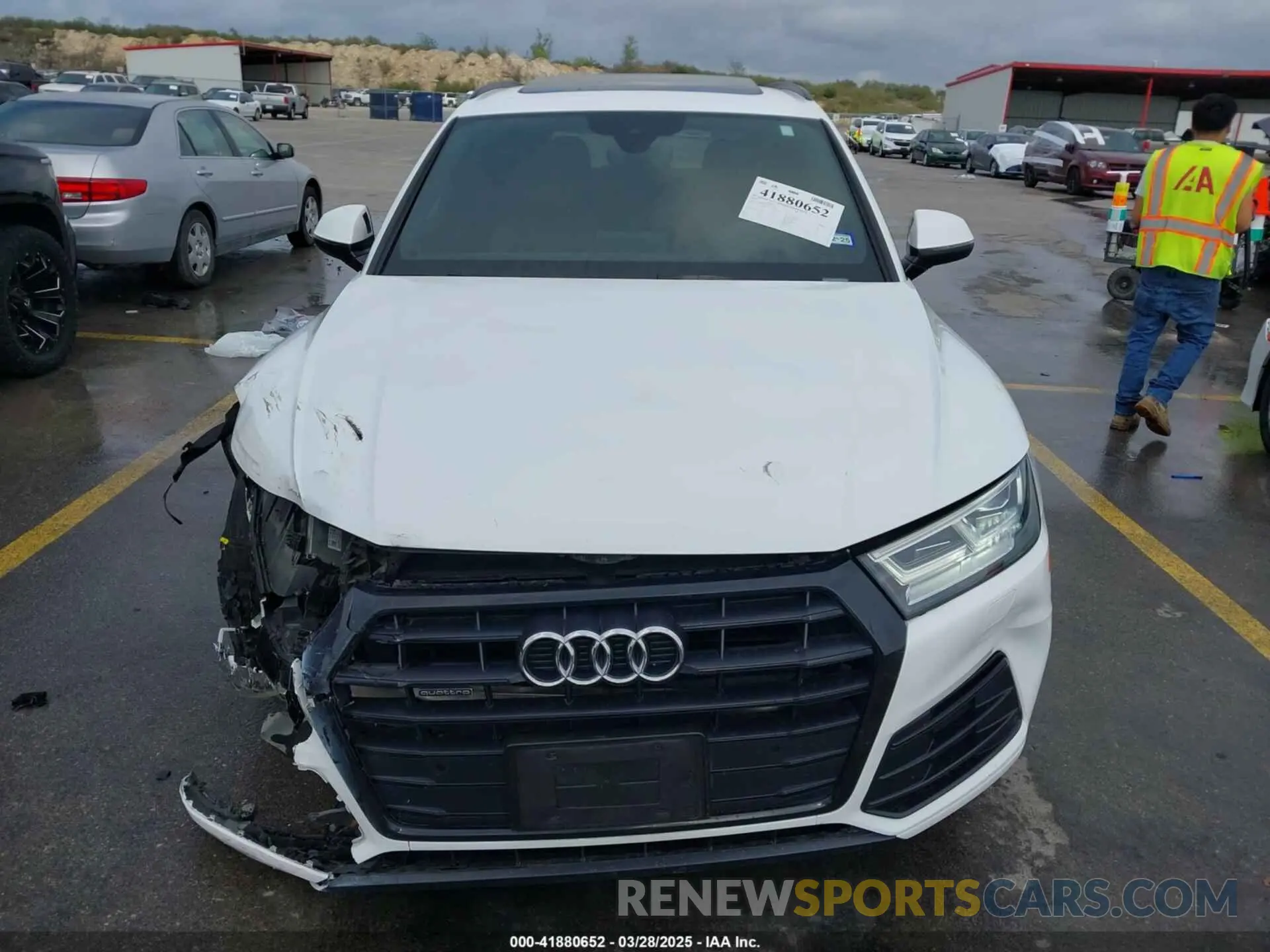 6 fotografías del automóvil dañado WA1BNAFY3K2113987 AUDI Q5 2019