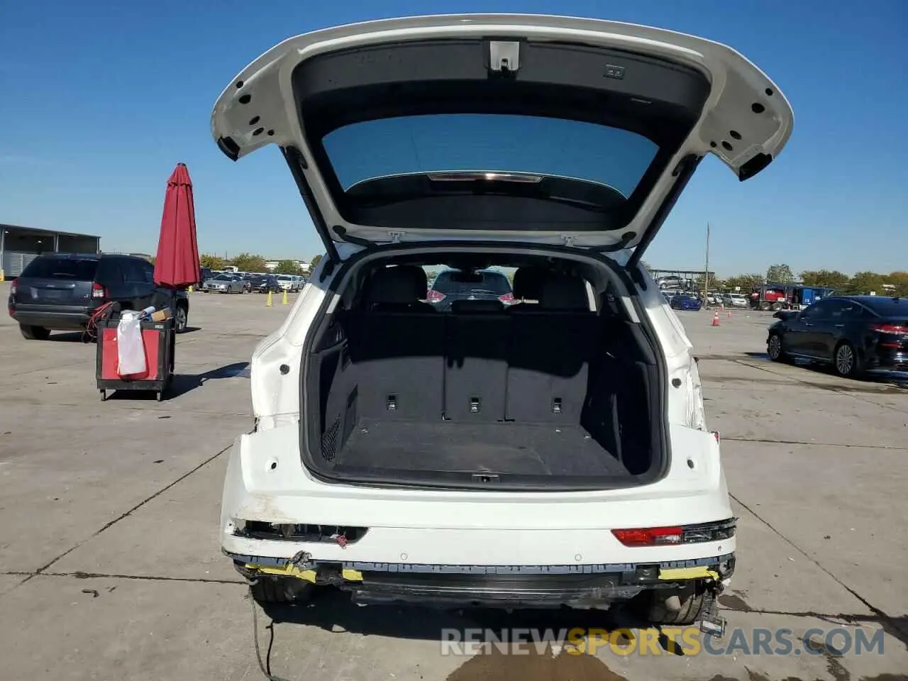 6 fotografías del automóvil dañado WA1BNAFY3K2127839 AUDI Q5 2019